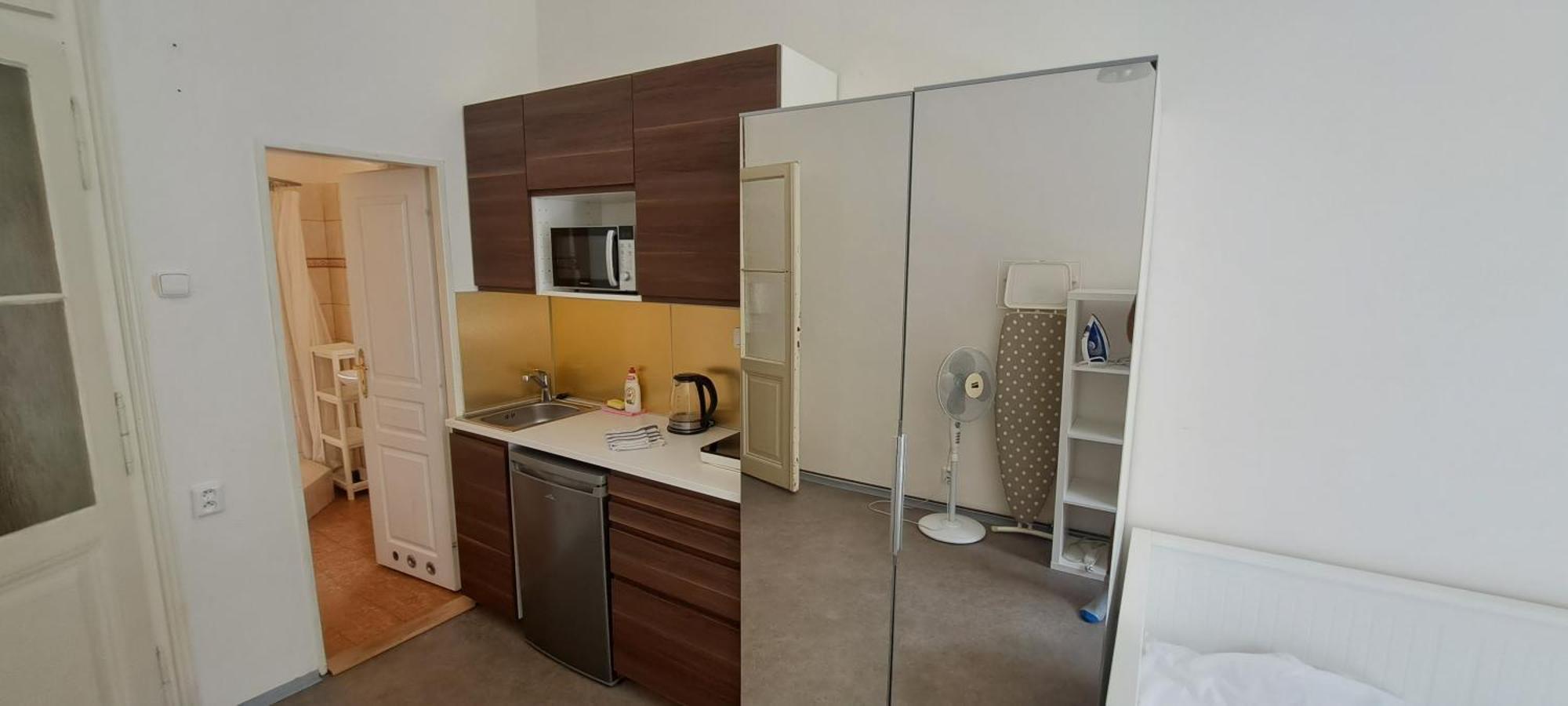 Lägenhet Apartments In Mala Strana - 10 Minutes From Charles Bridge Prag