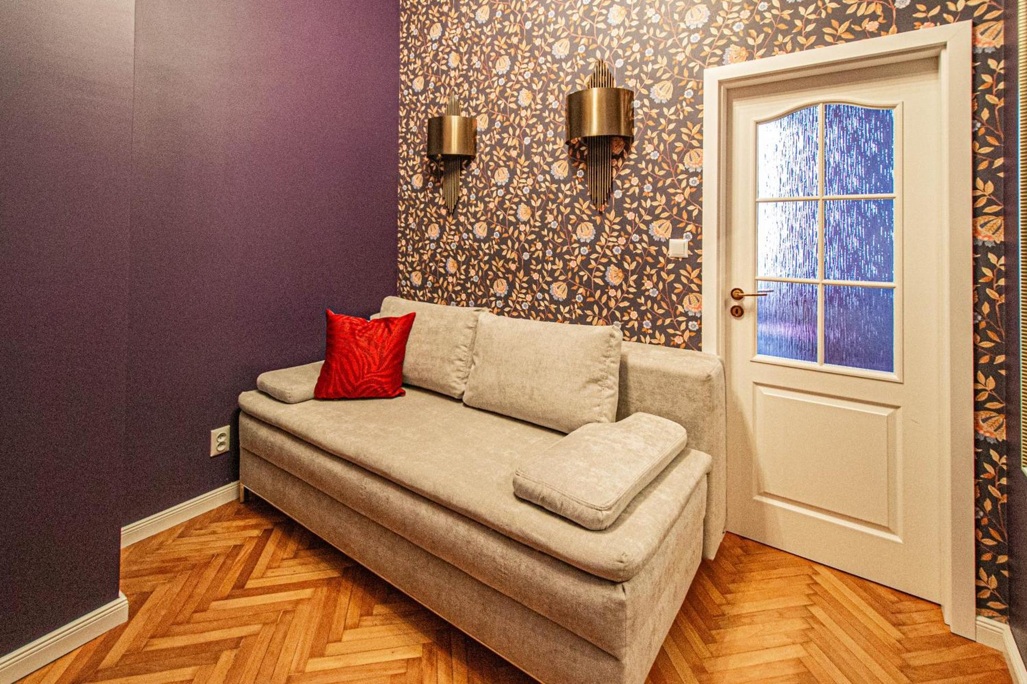 4bdr Old Town Flat By Church Of St Anne Lejlighed *