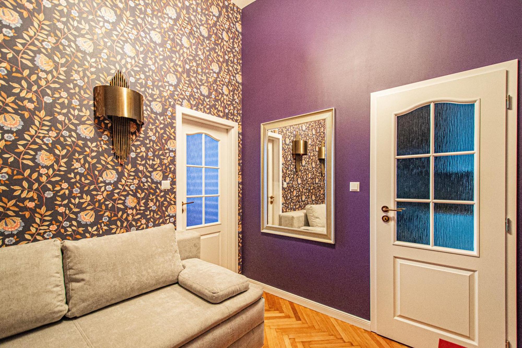 Lejlighed 4bdr Old Town Flat By Church Of St Anne *