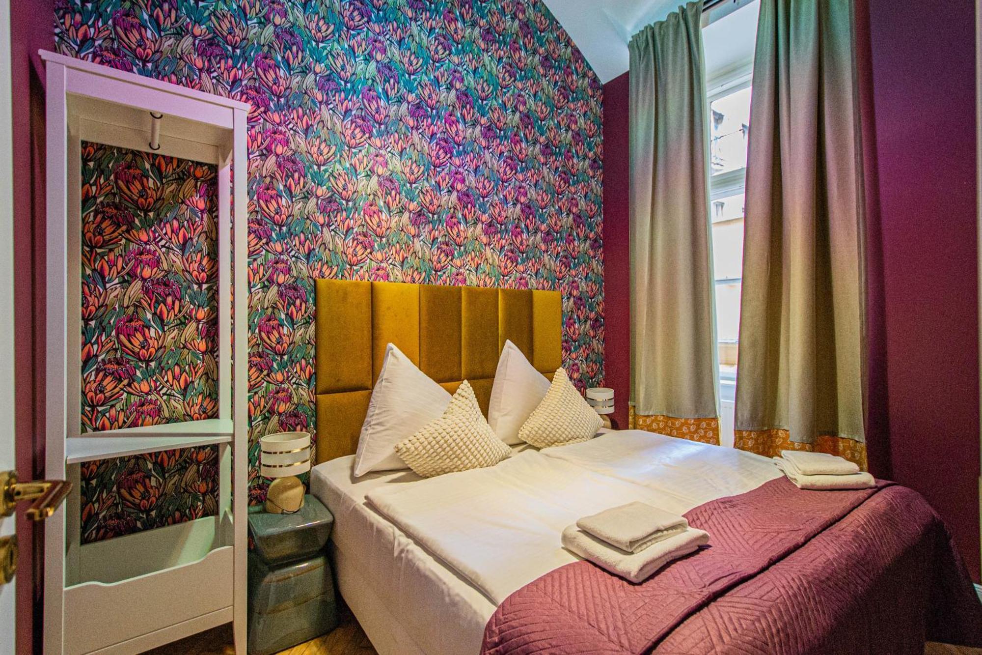 4bdr Old Town Flat By Church Of St Anne * Prag