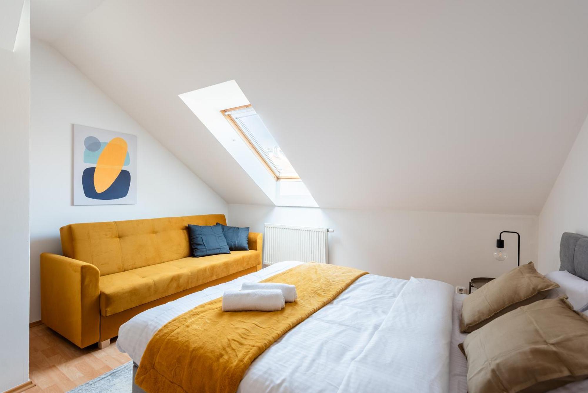 Apartment 2-level With Large Balcony Prag