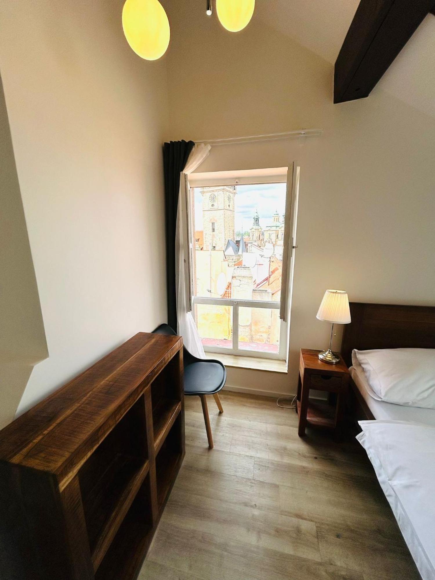 Aparthotel Zelezna - Old Town View