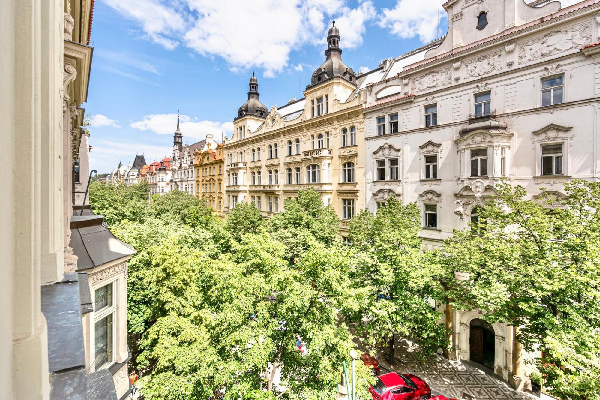 Apartment The Old Town Square & Parizska