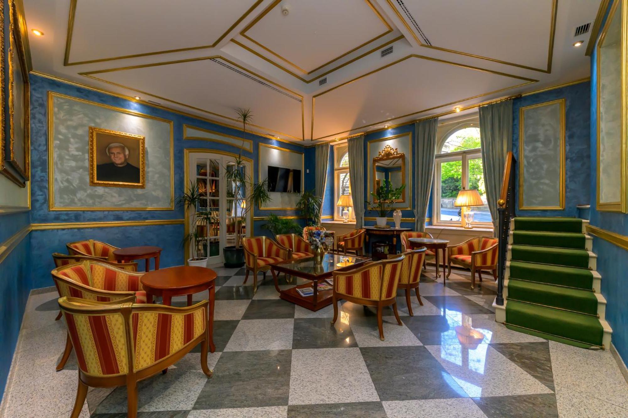 Hotel Kinsky Fountain 4*