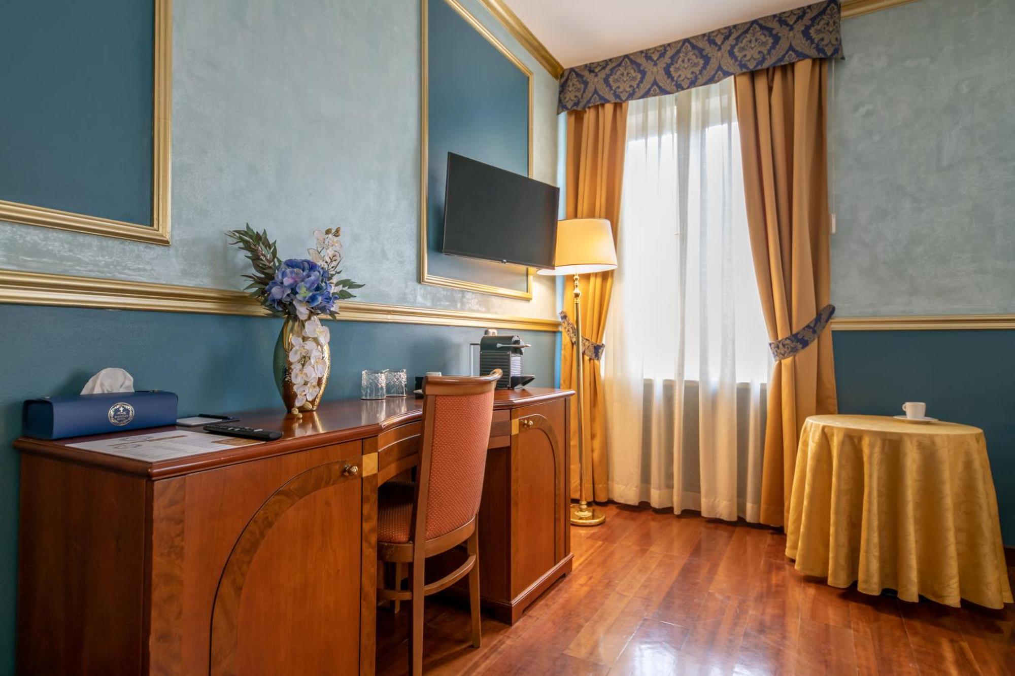 Hotel Kinsky Fountain 4*