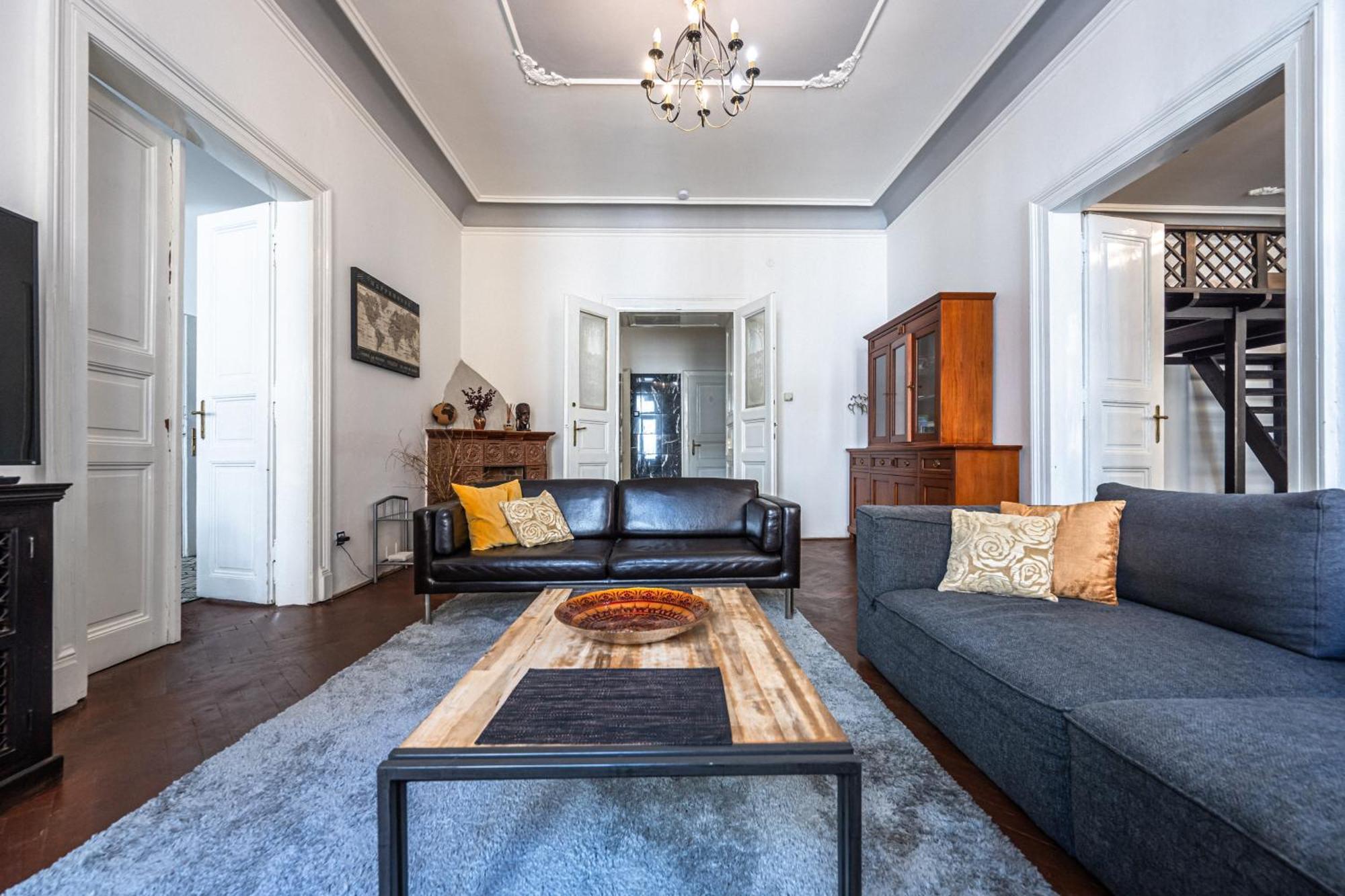 Wishlist Residences - Old Town Square Lejlighed *
