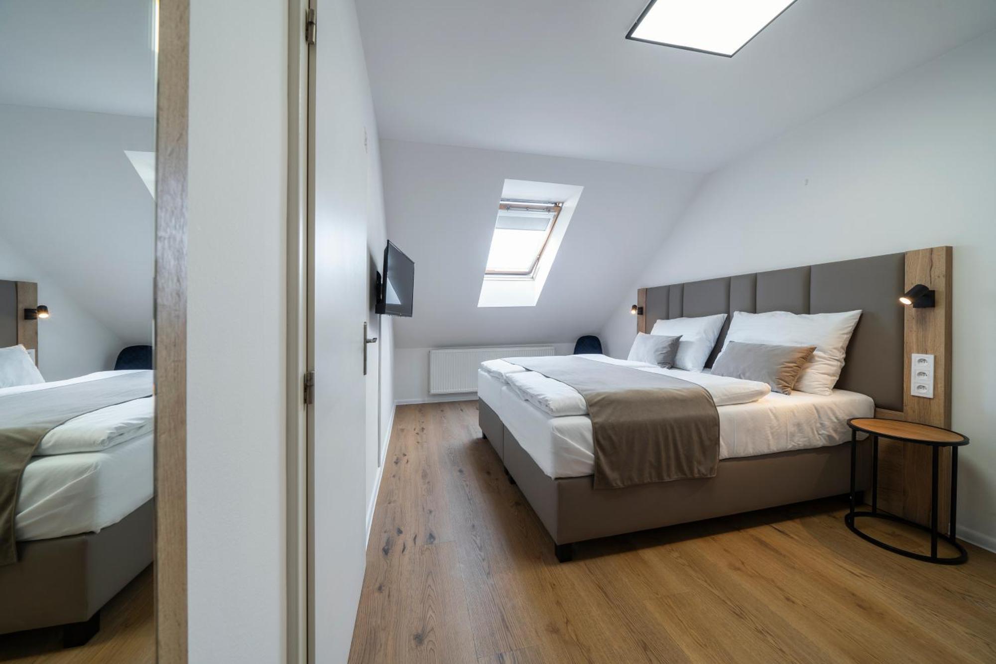 Hotel Leon 3* Prague