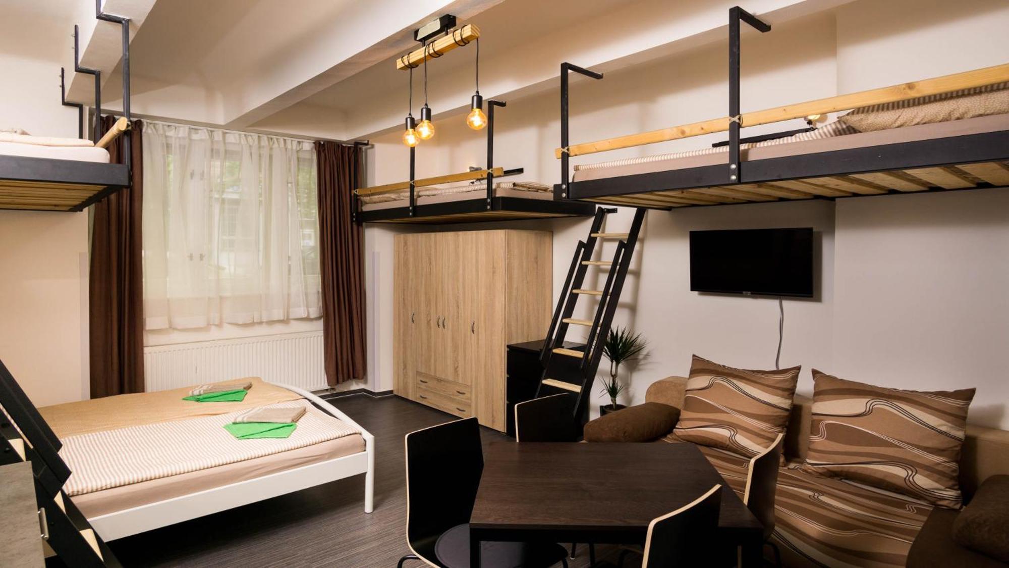 Apartmán Flying Bed Close To Castle And Airport *