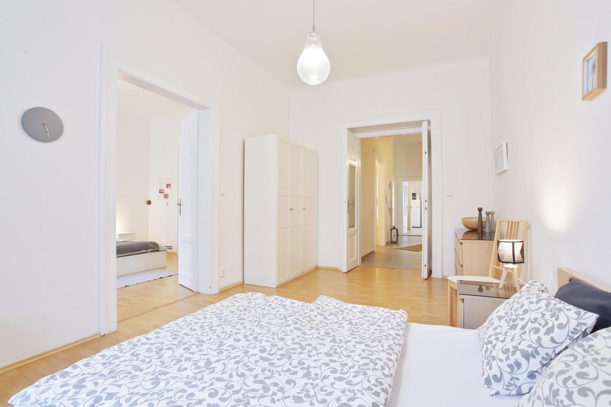 Beautiful And Spacious Wenceslas Square Apartmán