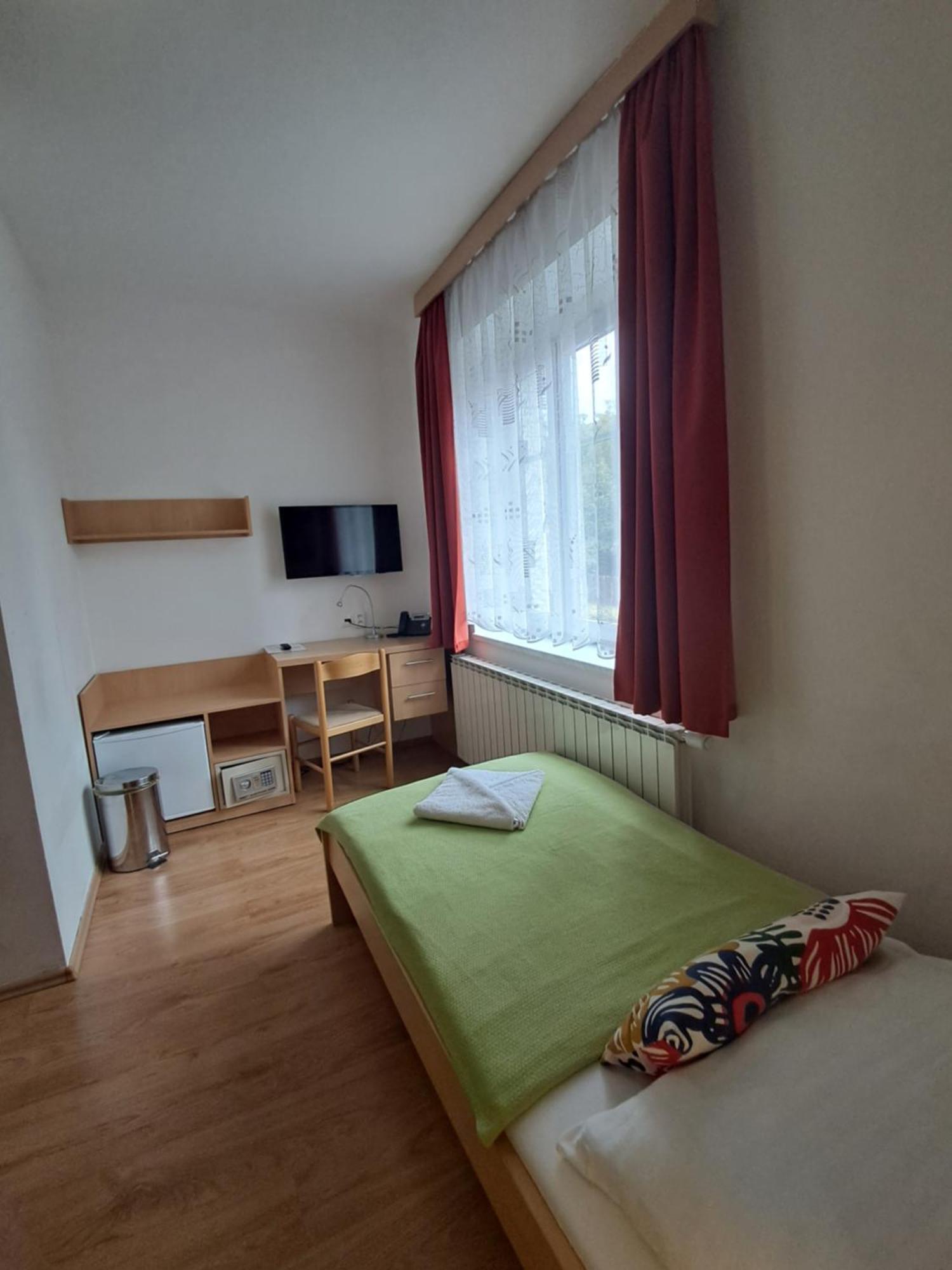 Garni Rambousek Hotell Prag