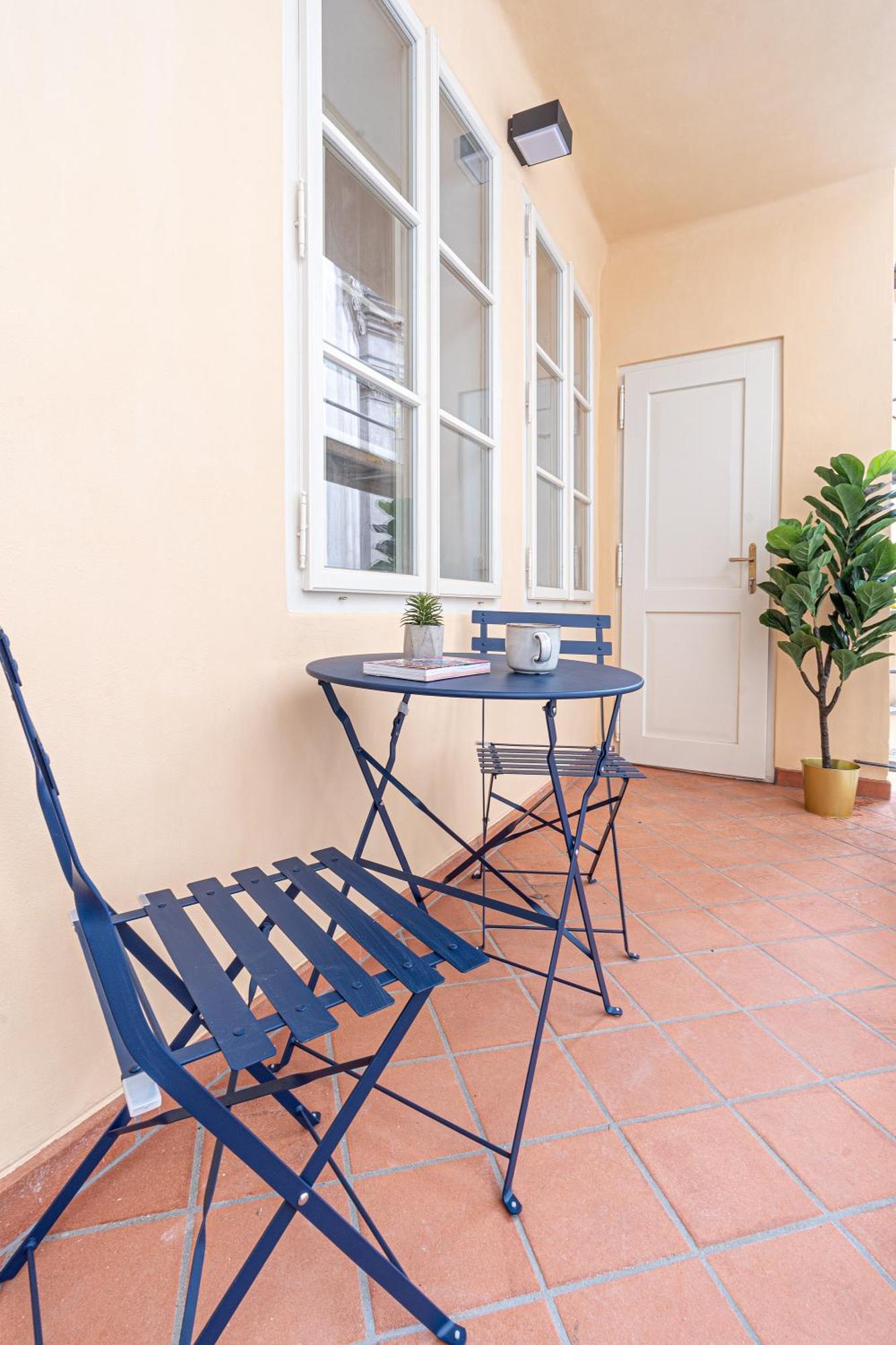 Lejlighed Beautifully Renovated At Lesser Town Prag