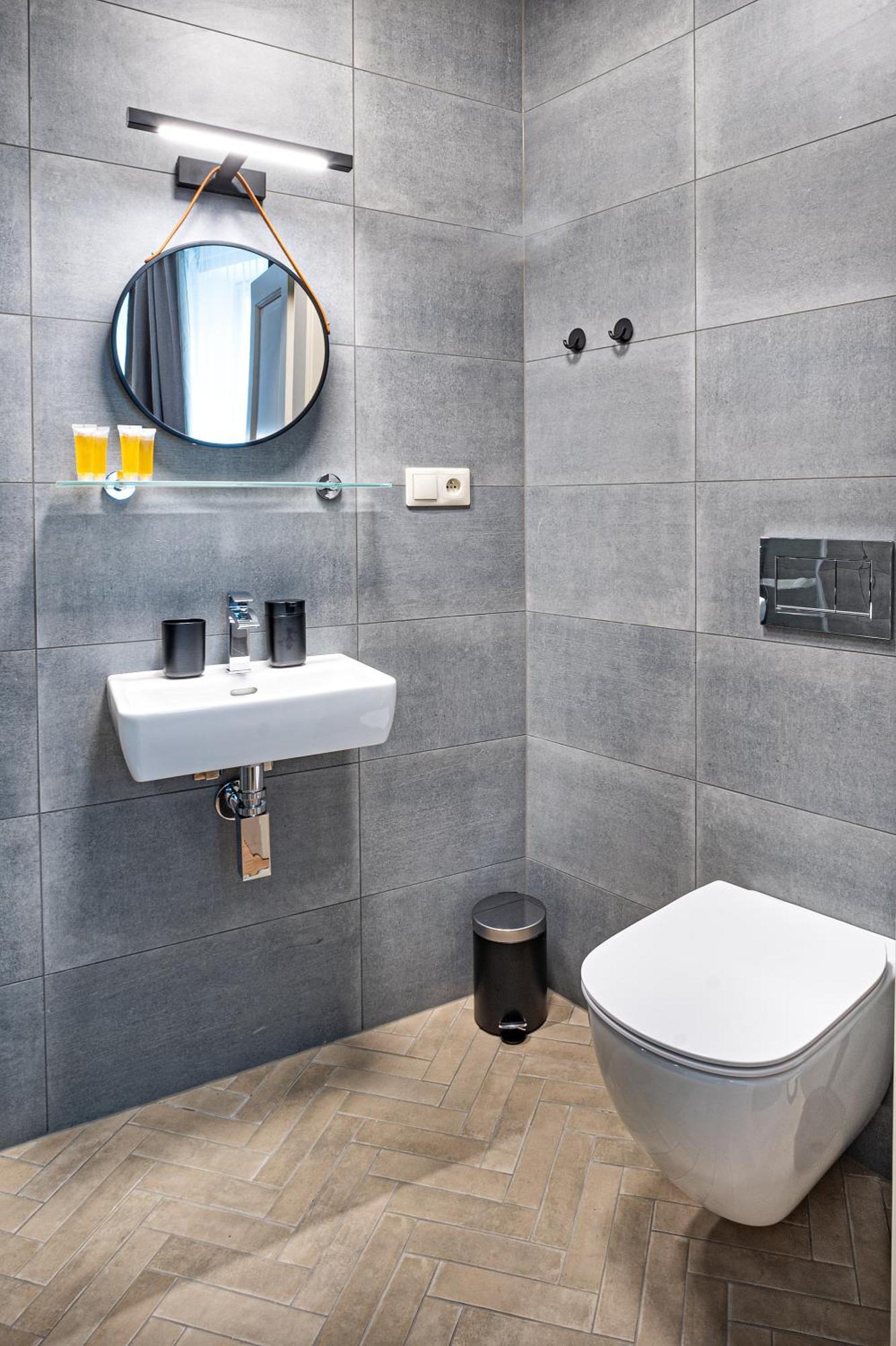 Beautifully Renovated At Lesser Town Lejlighed *