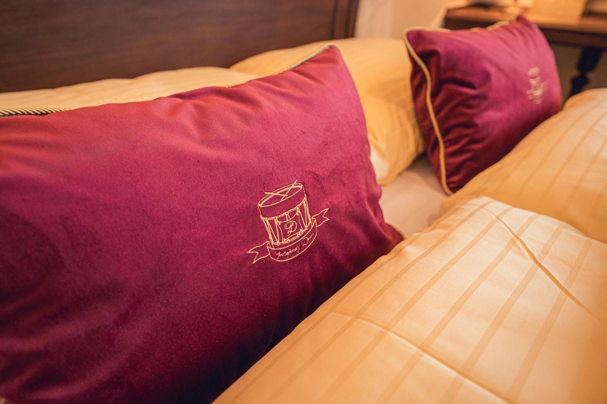 Svatojansky Dvur 4*