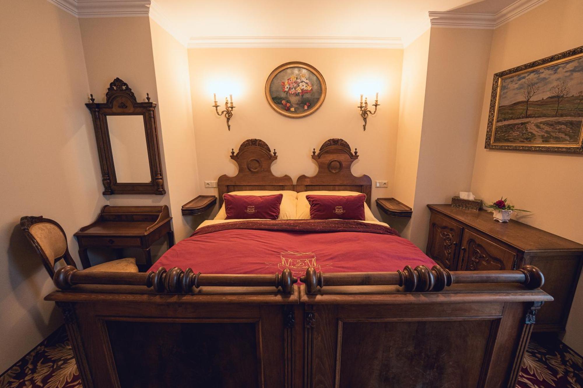 Svatojansky Dvur 4* Prag