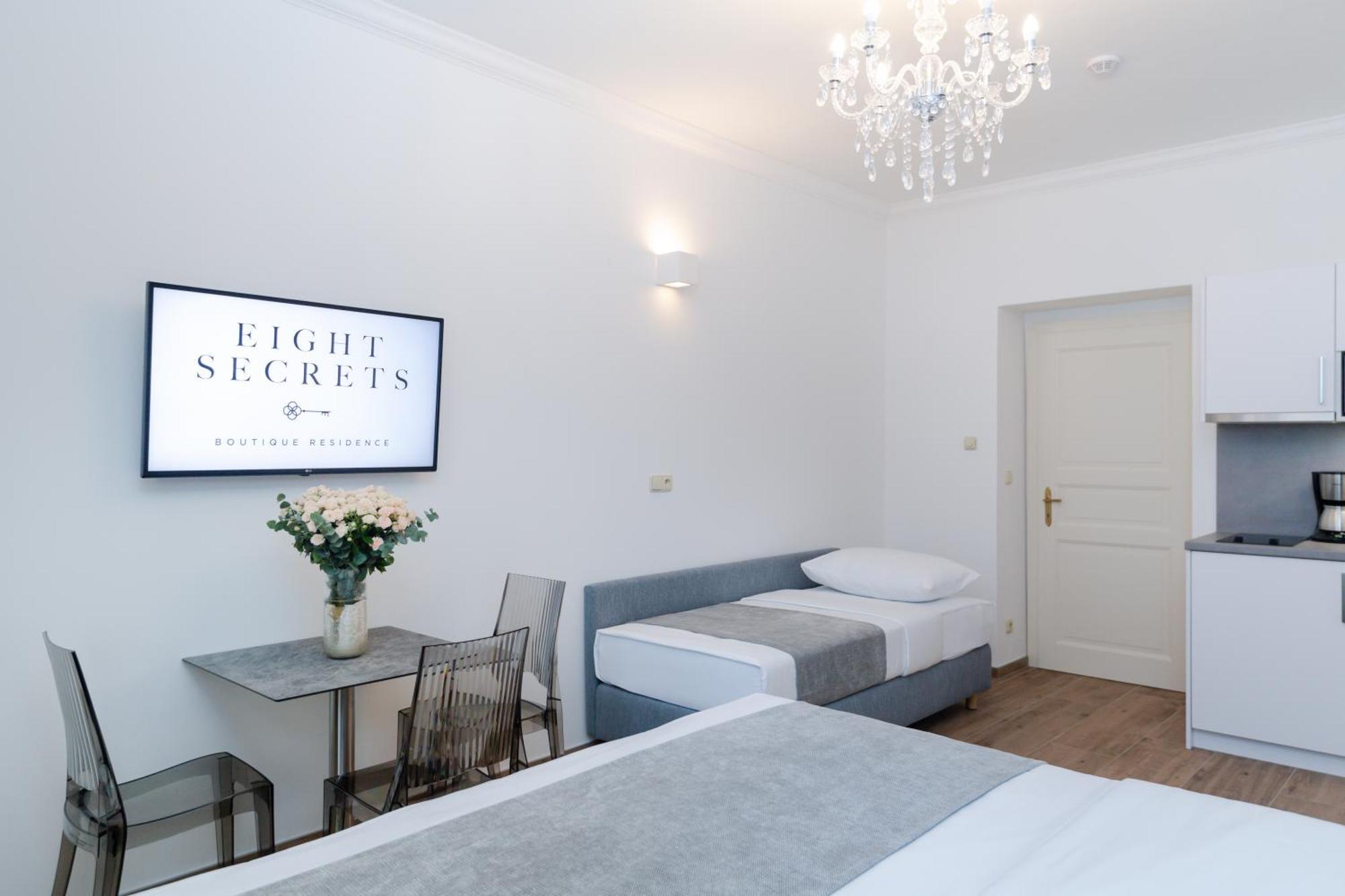 Eight Secrets Boutique By Dwellfort Prag