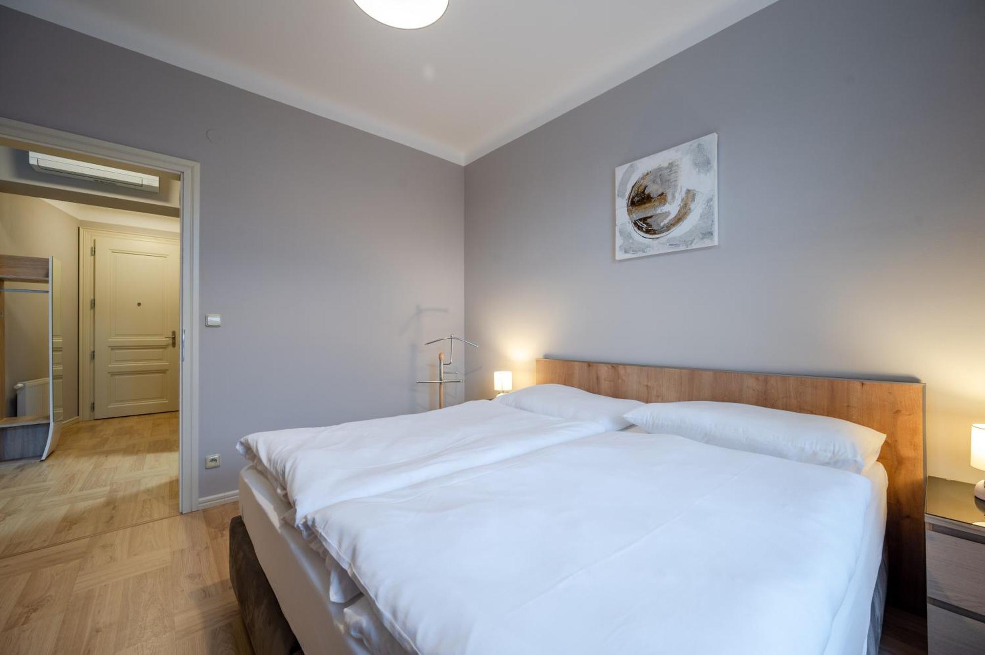 Palace Petrarca Apartment *