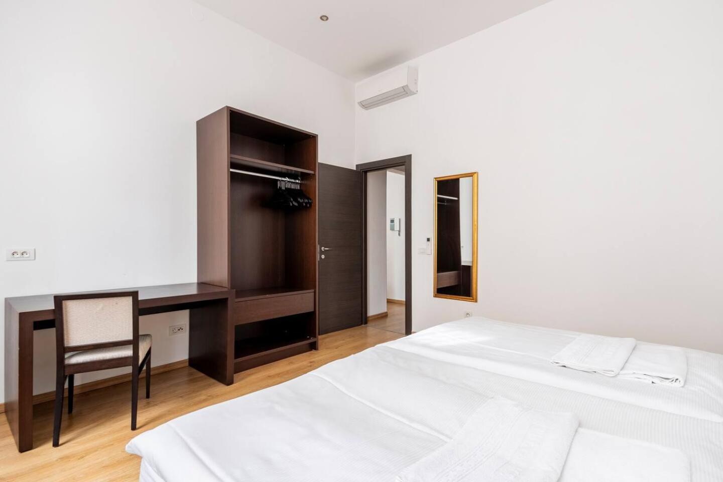 Place Of Grace - 50 Meters From Dancing House * Prag
