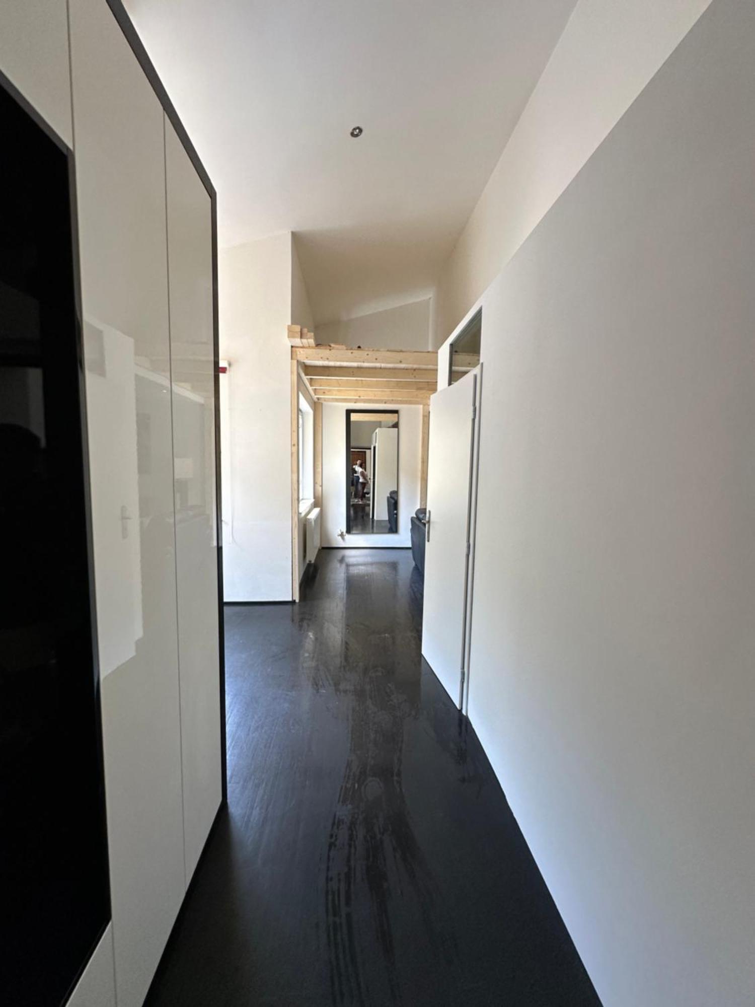 Lägenhet Spacious Karlin Lofty