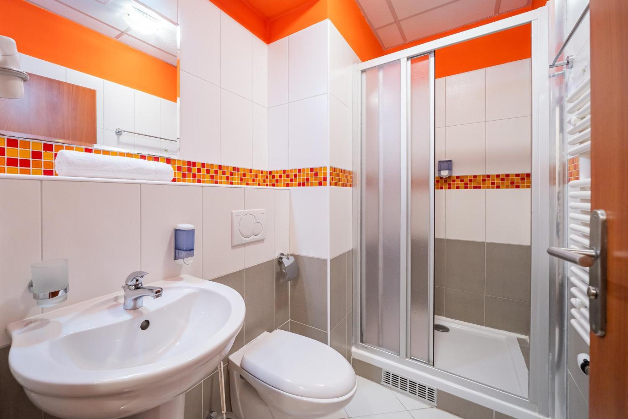 De Luxe Hotell 3*
