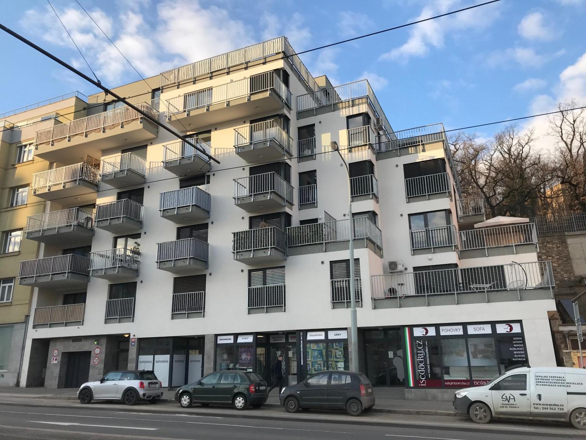 Park Klamovka Apartment