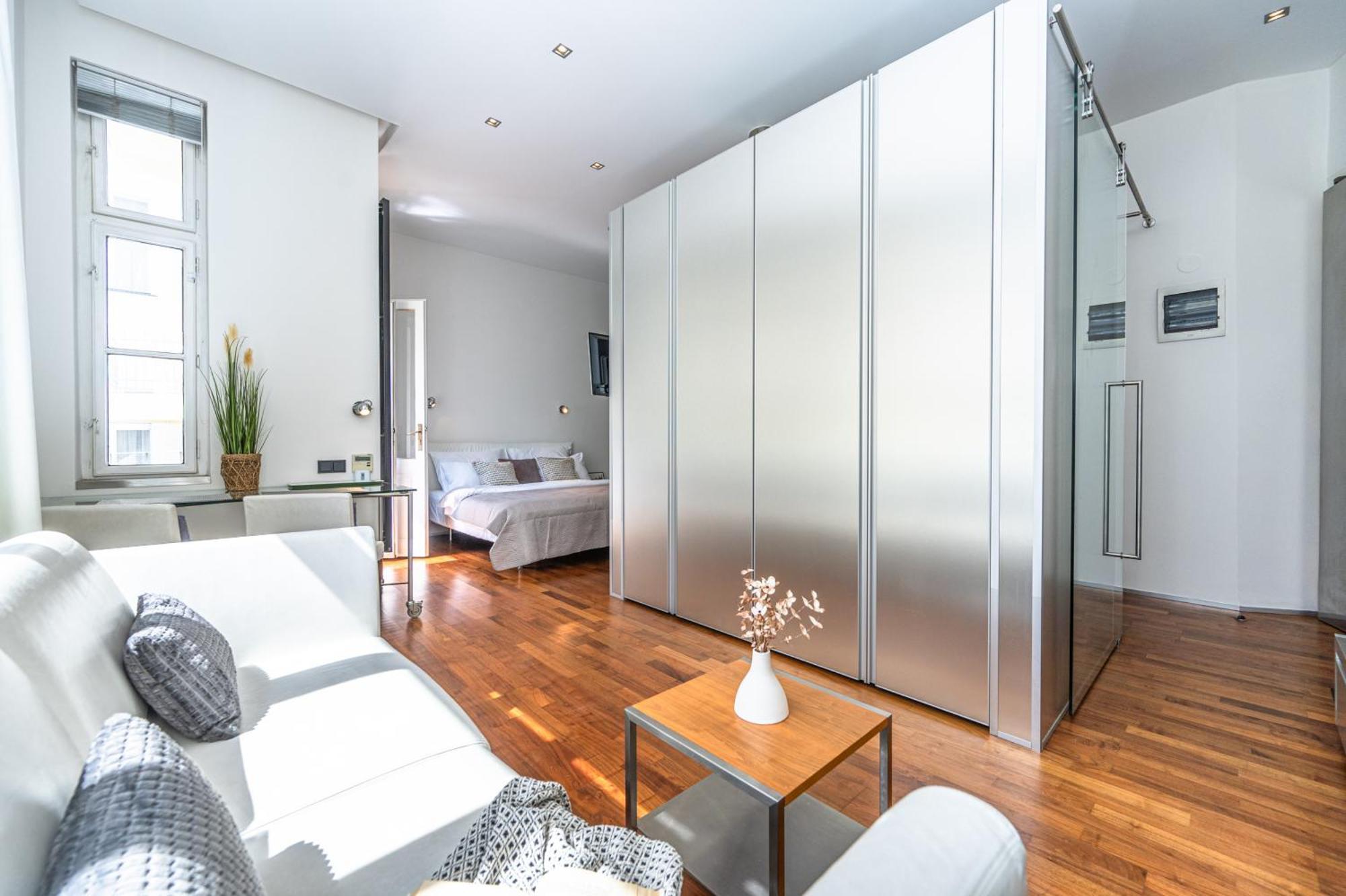Wishlist Residences - Old Town Bilkova Apartment *