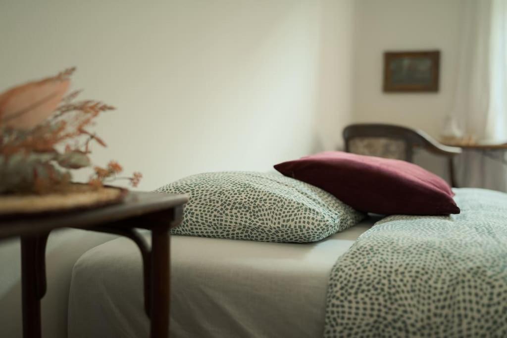 Artisan & Old-timey 2 Bedrooms Apartment Prag