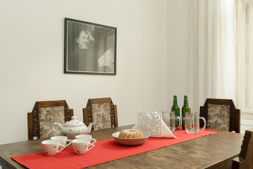 Apartment Artisan & Old-timey 2 Bedrooms Prag