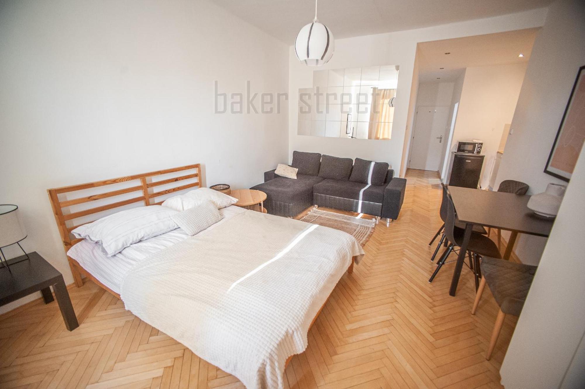One Bedroom Close To Castle * Prag