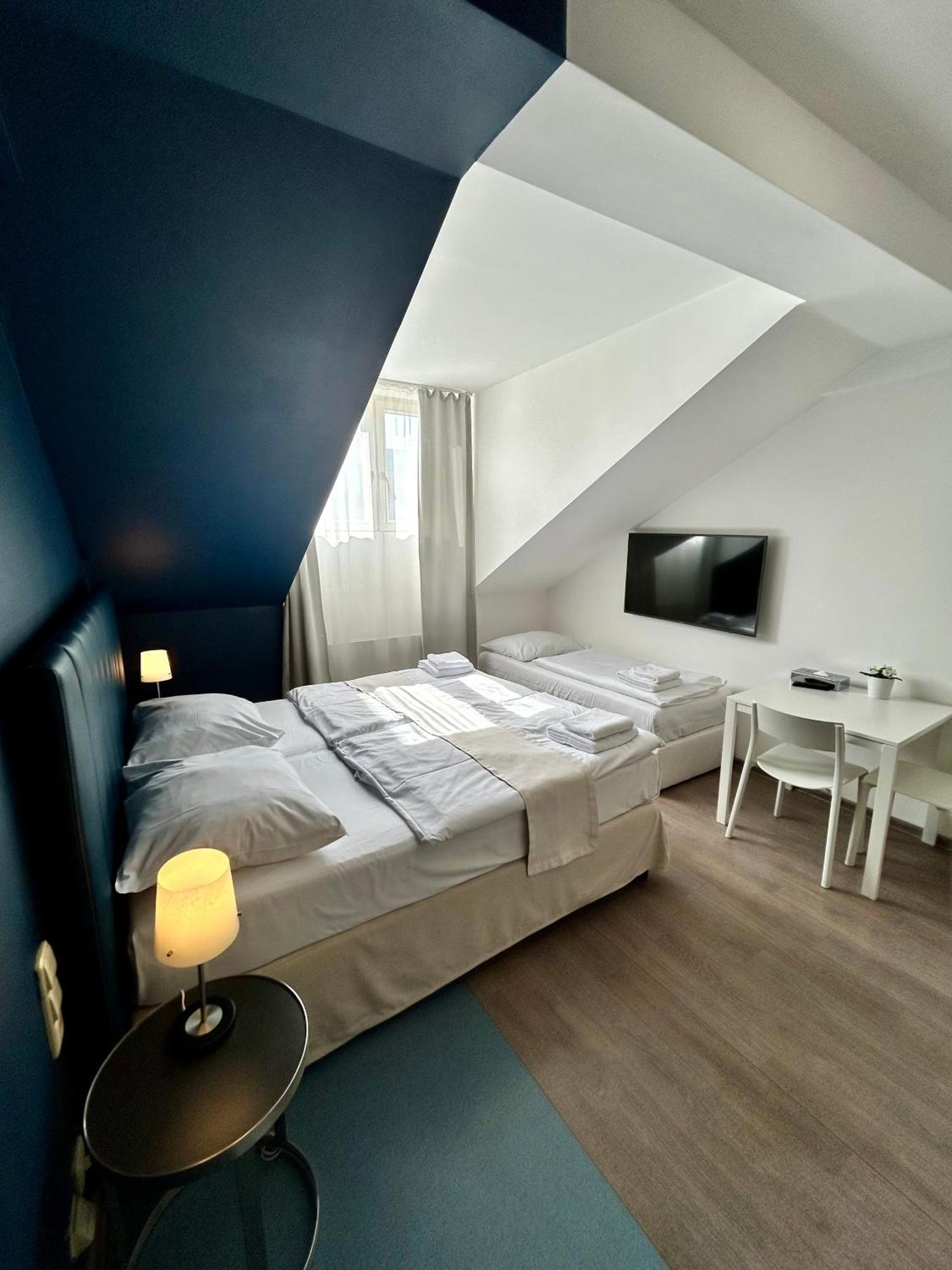 Alveo 4* Prague