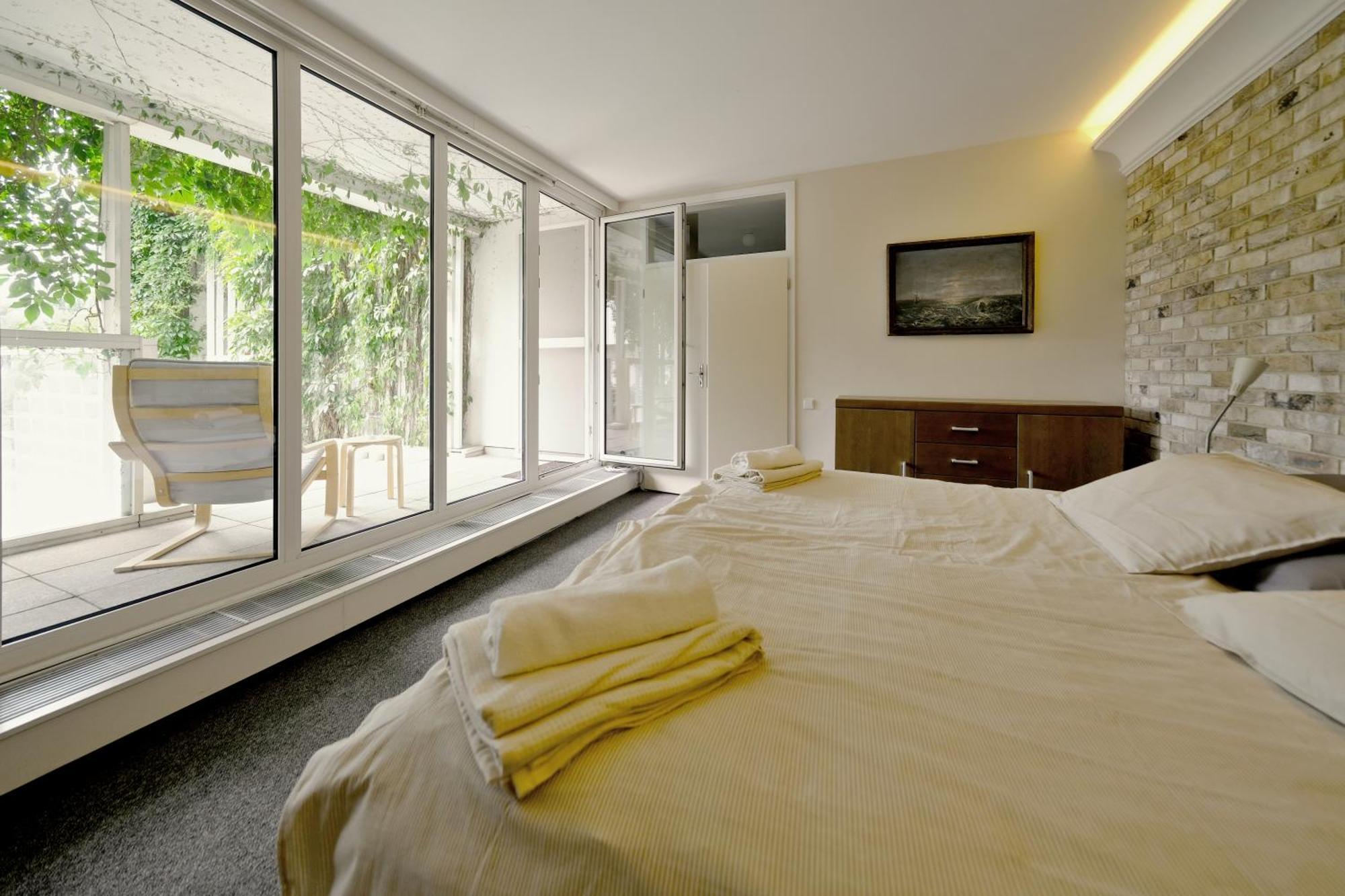 Lägenhet Vida Prostorny 220 M2 3br S Krbem A Zahradou, Idealni Pro Rodiny