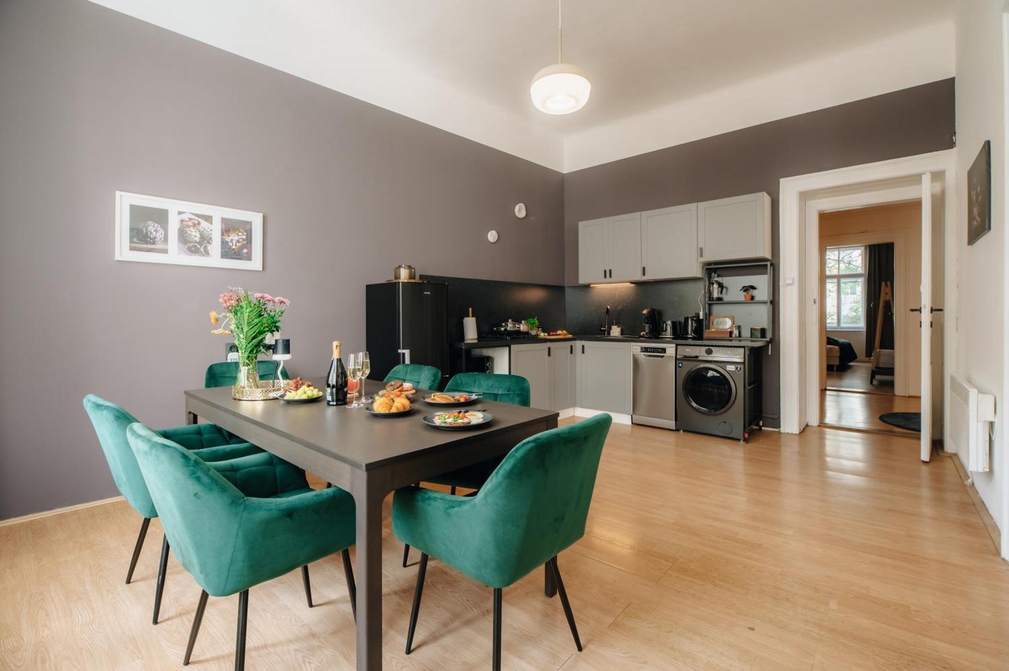 Cinema Billiard & Foosball - Centre Apartment Prag