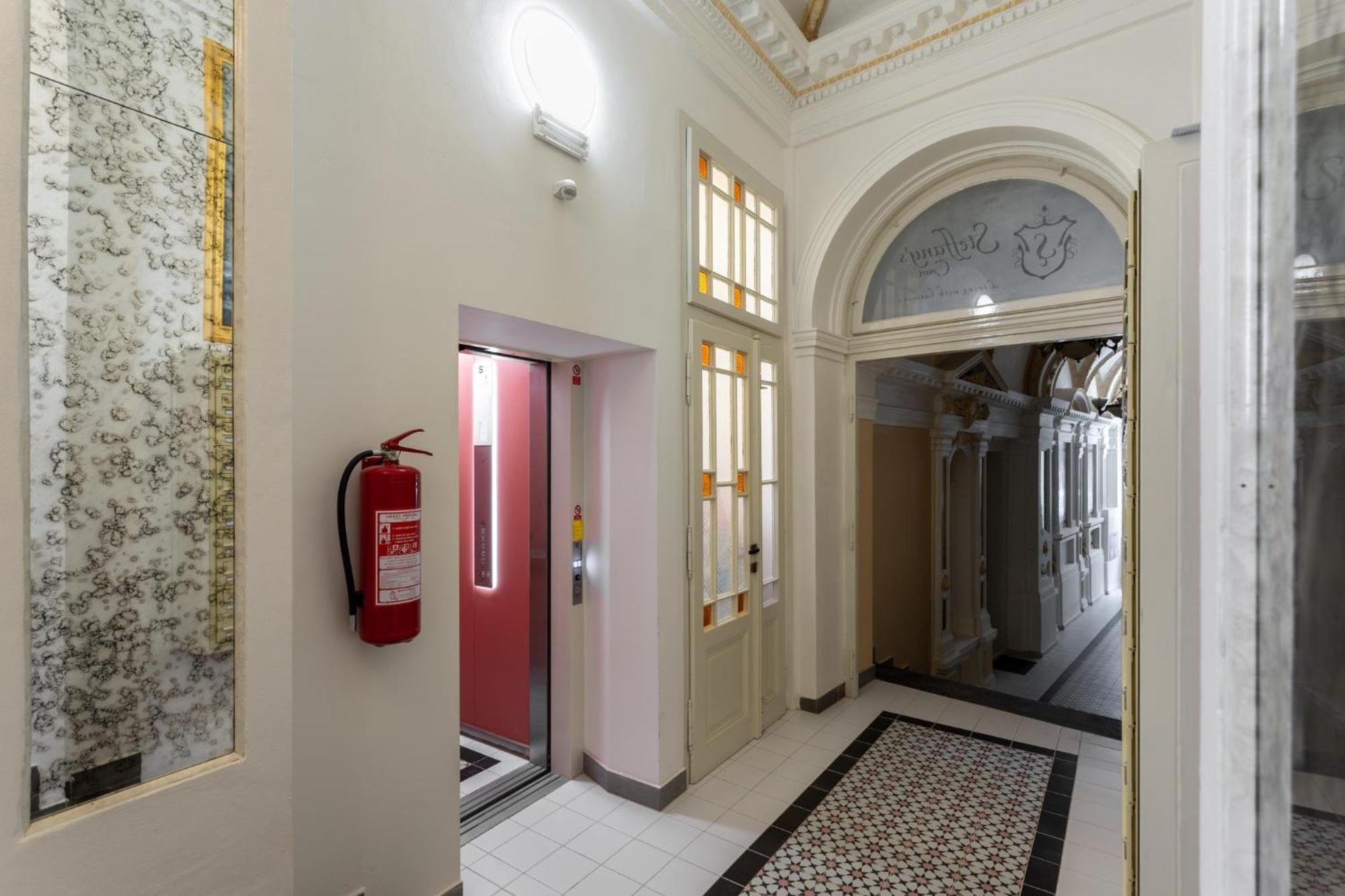 Apartment Days - Elegant Near Wenceslas Square