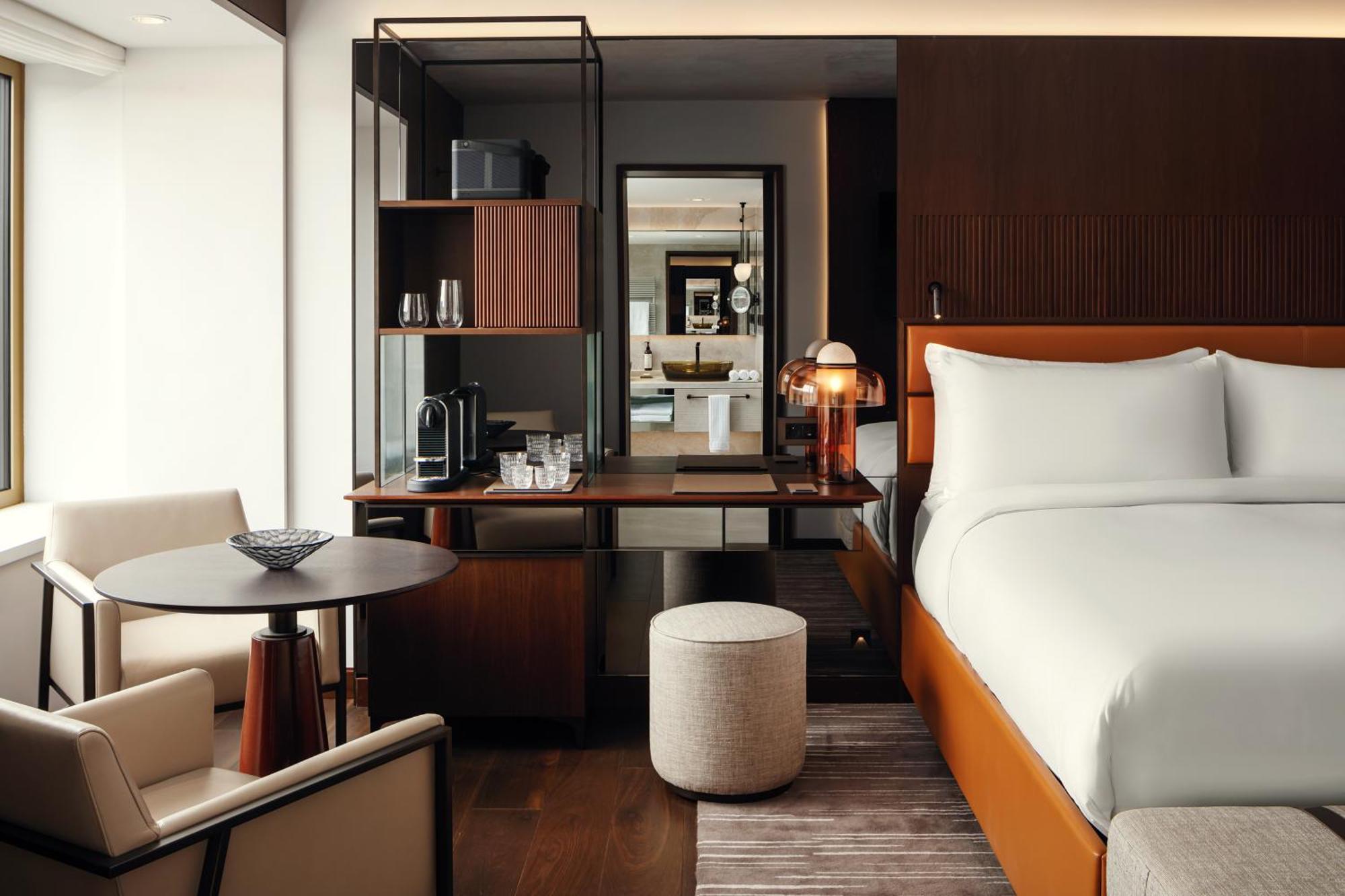Hotell Fairmont Golden 5*