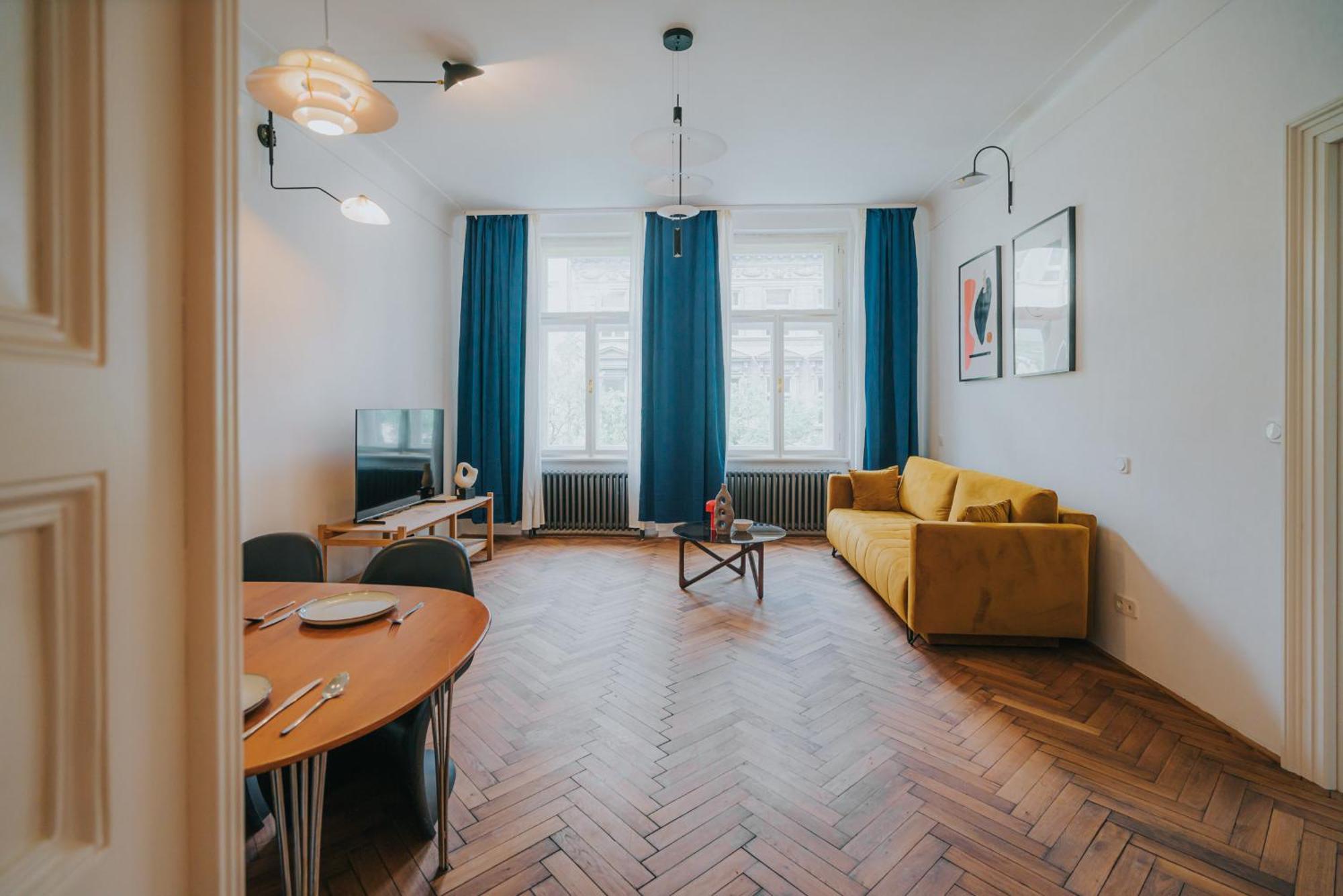 Bohemian Experience Aparthotel