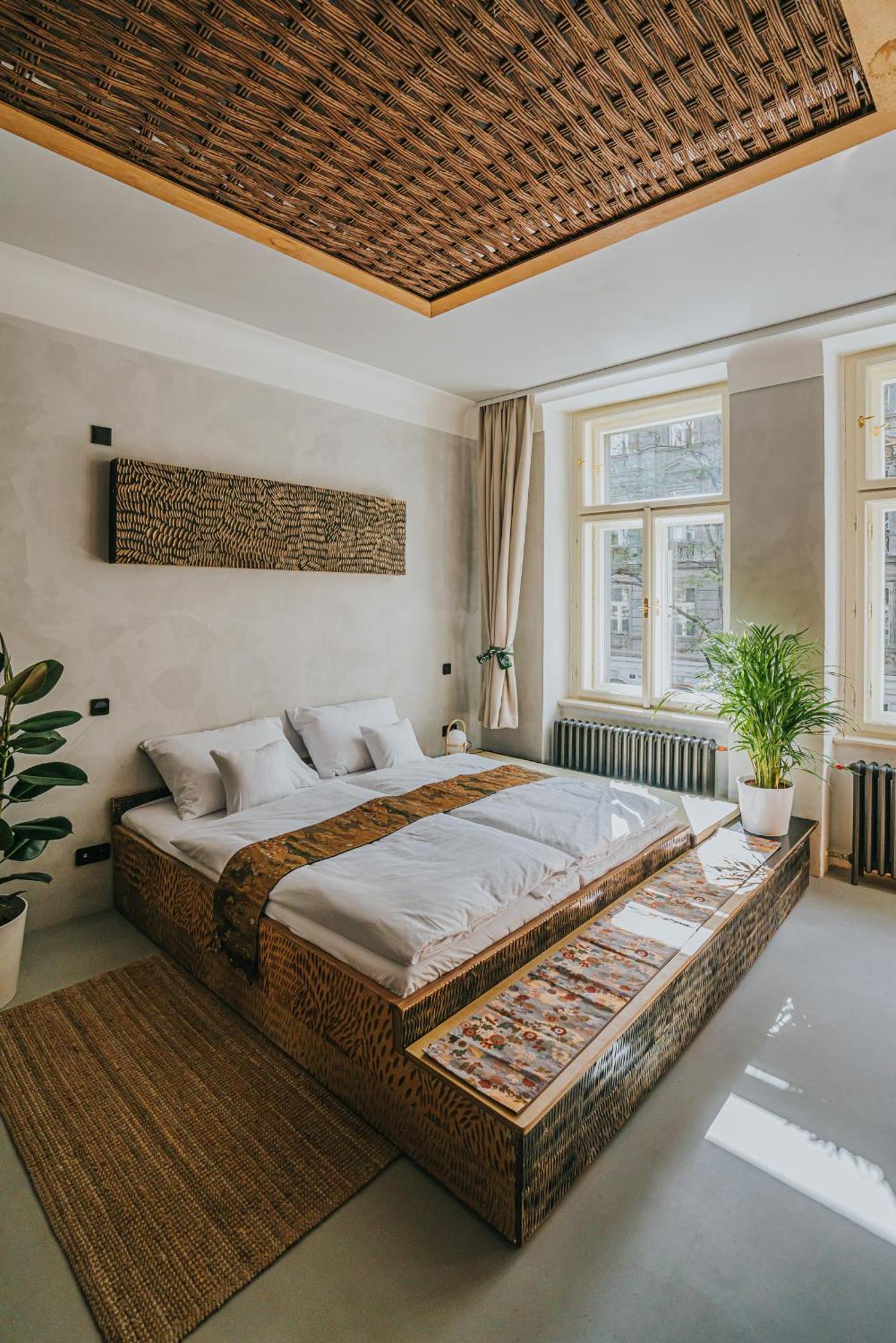 Bohemian Experience Aparthotel
