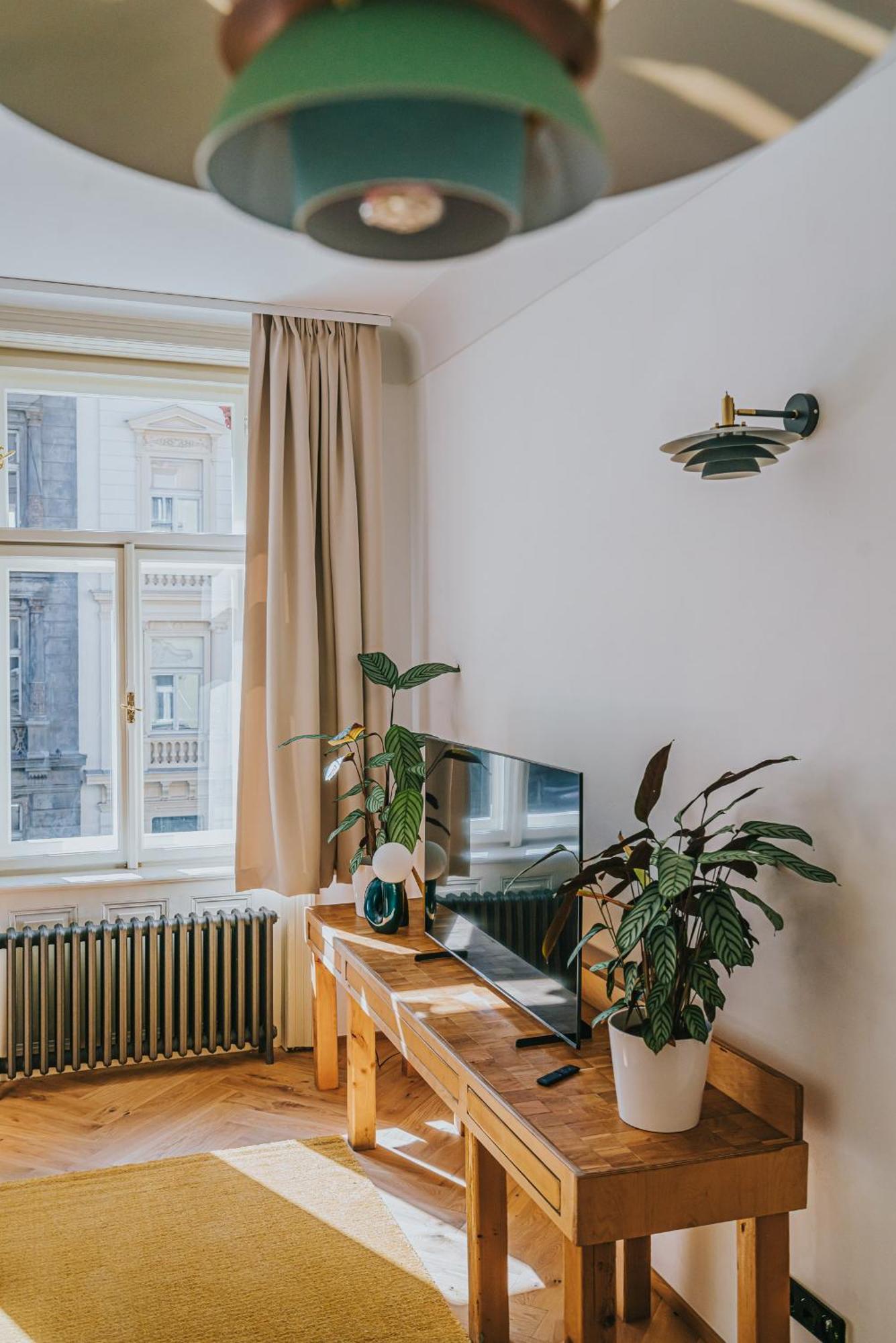 Bohemian Experience Aparthotel