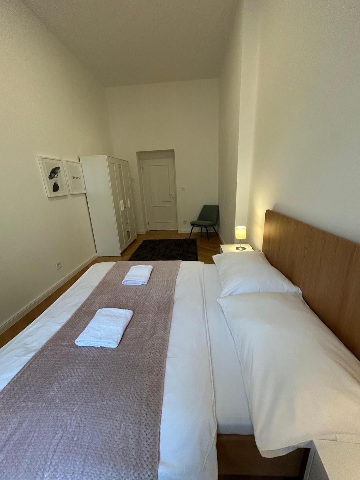 Rasinovo Nabrezi - Riverside 4*