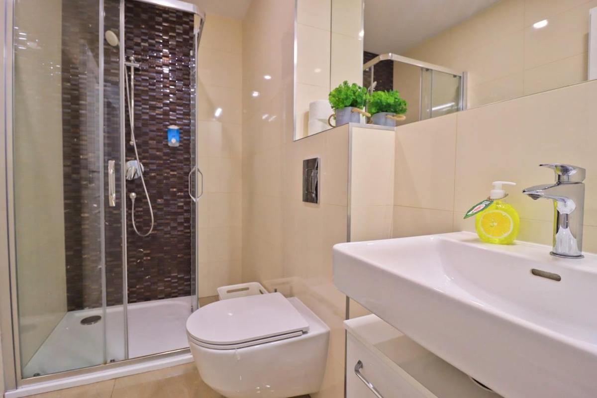 Apartment Modern In The Heart Of Prag