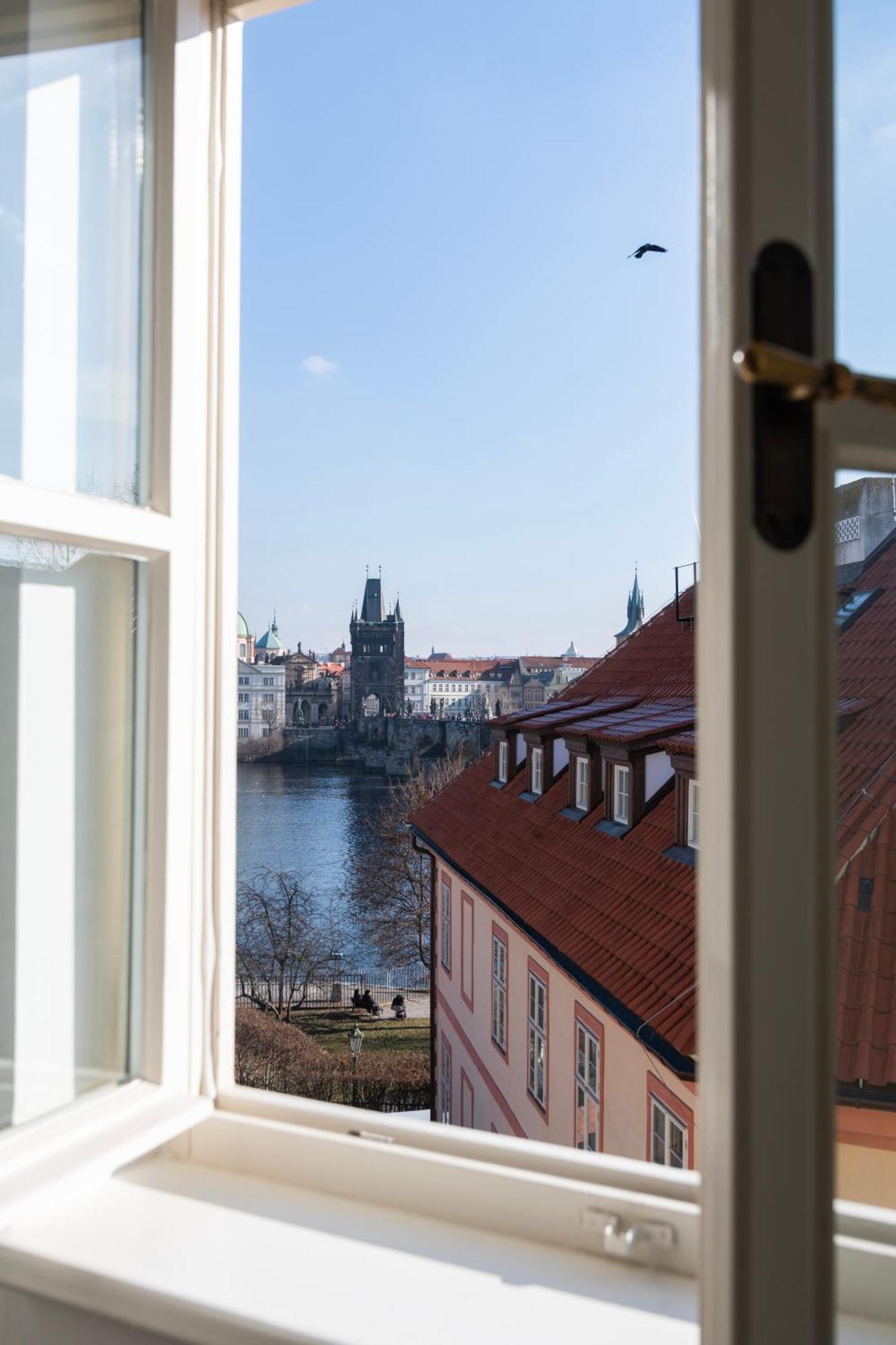 Duplex 165m2 With Views Only 30 Seconds To Charles Bridge * Prague