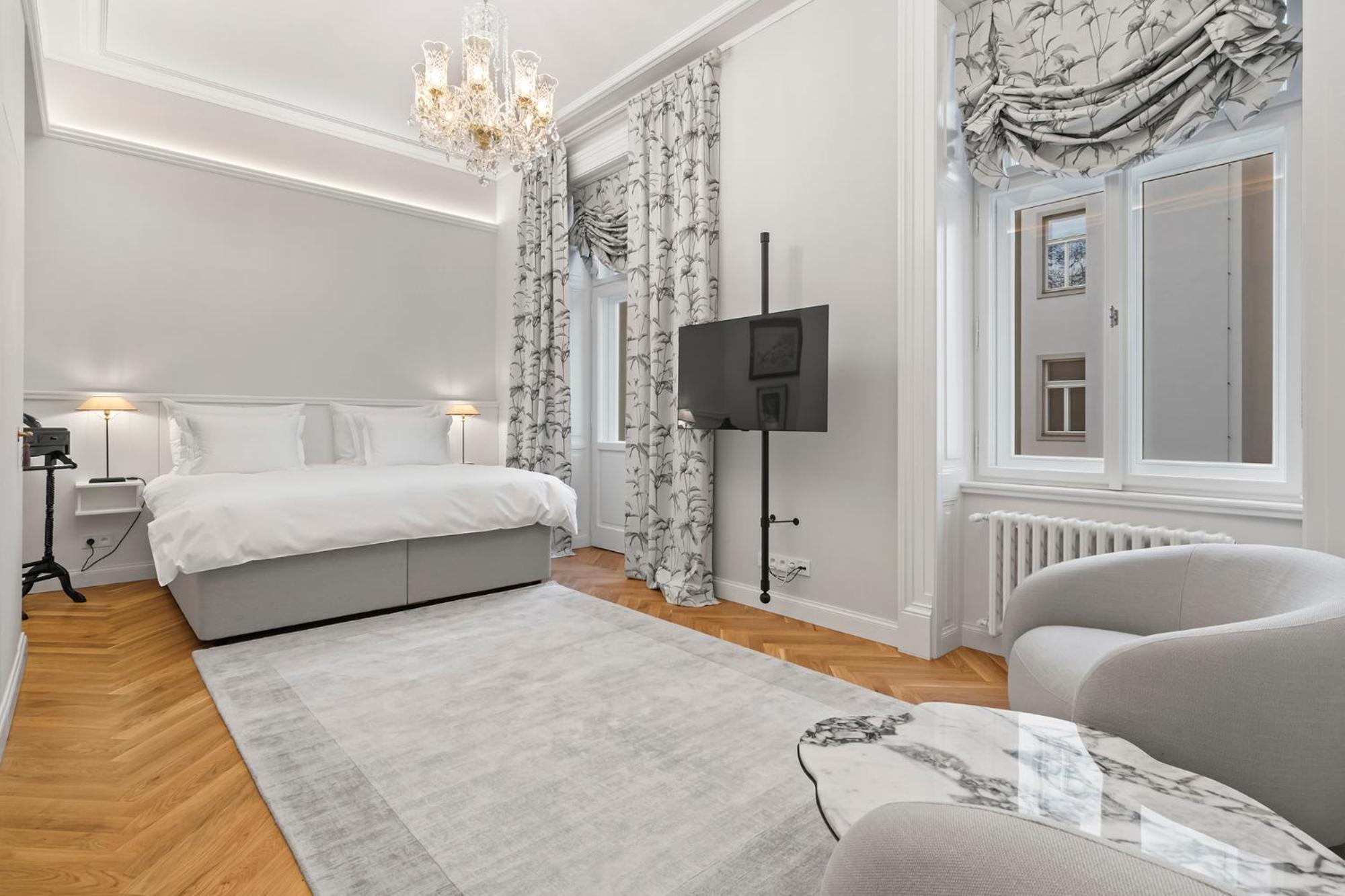 Vodickova Luxury Lägenhet *