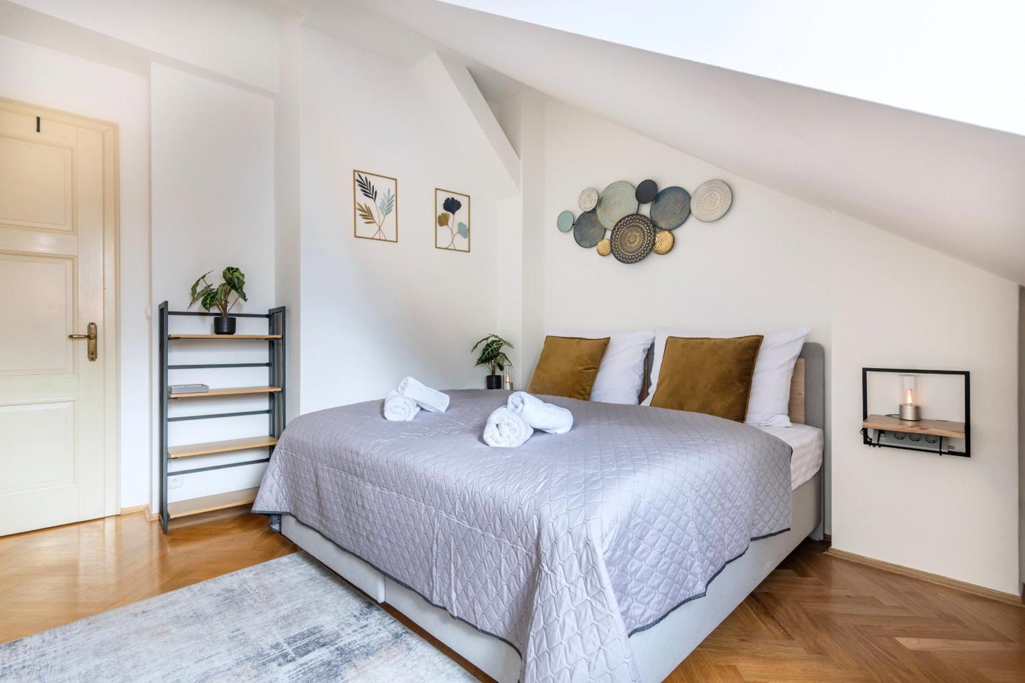 Duplex 165m2 With Views Only 30 Seconds To Charles Bridge Apartment Prague