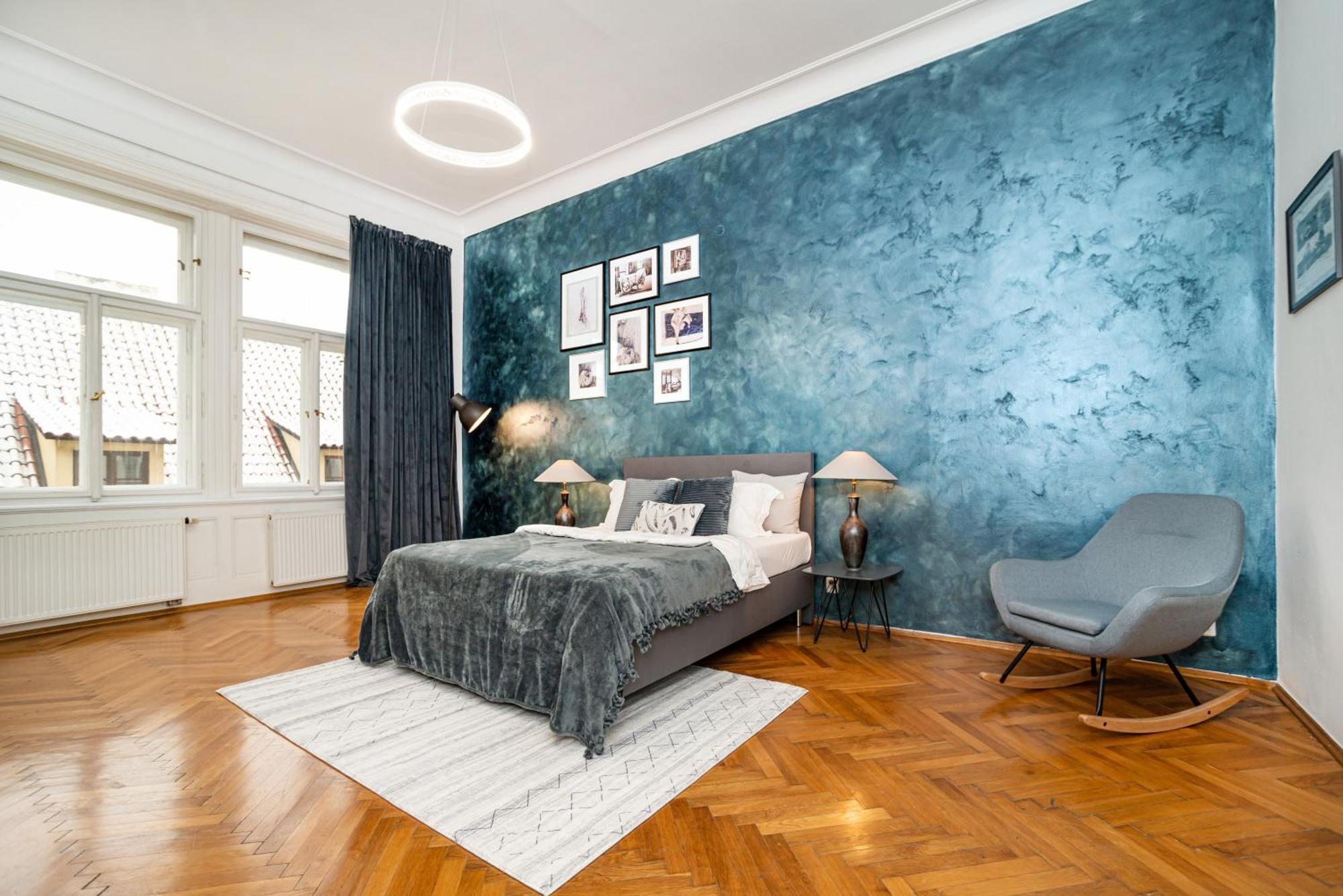 Apartment Spacious Two-bedroom In Old Town Prag