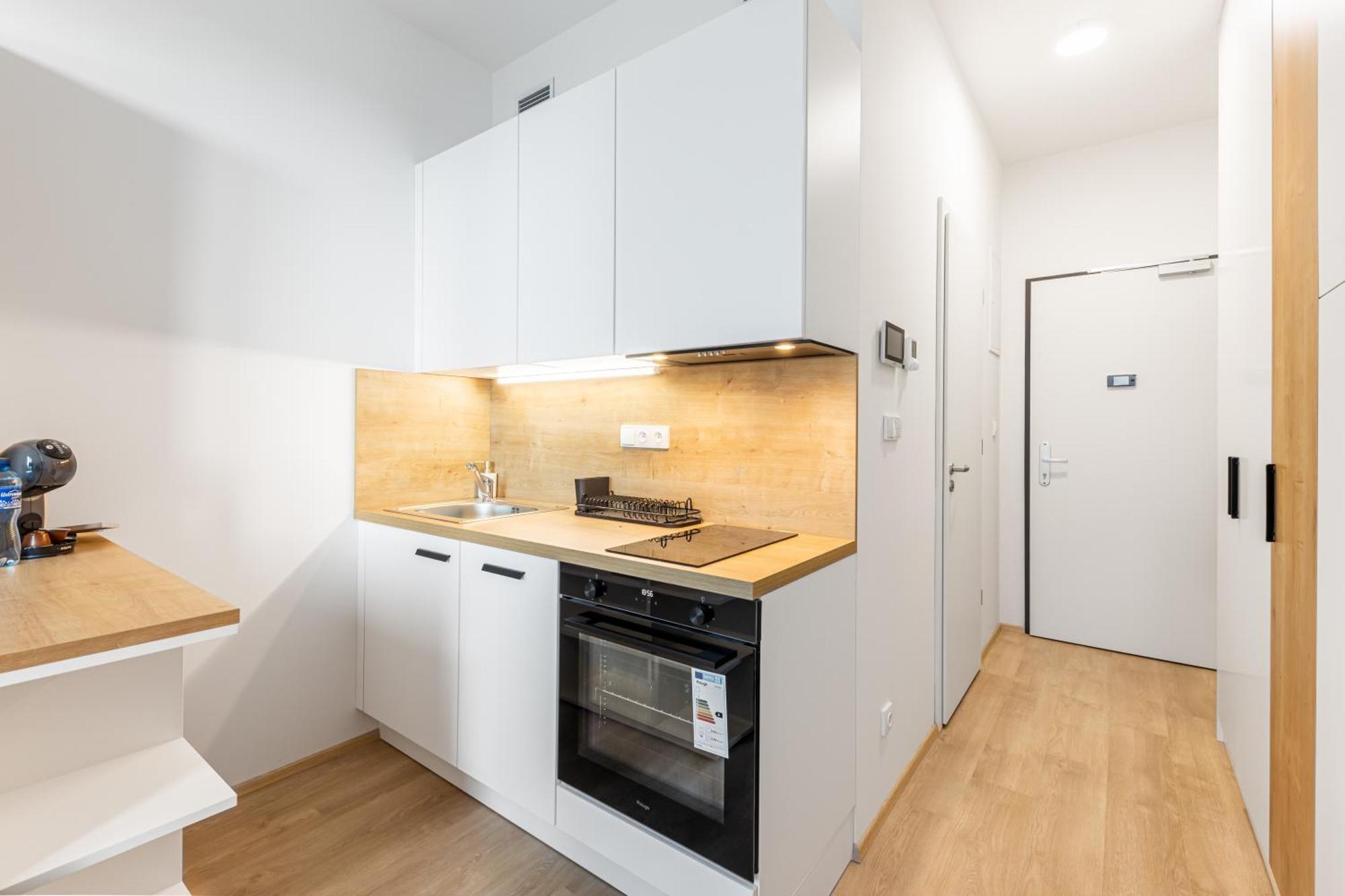 Mymozart By Rentez Apartment Prag