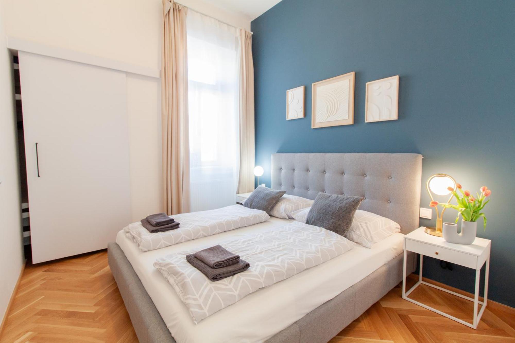 Seifertova Apartment *