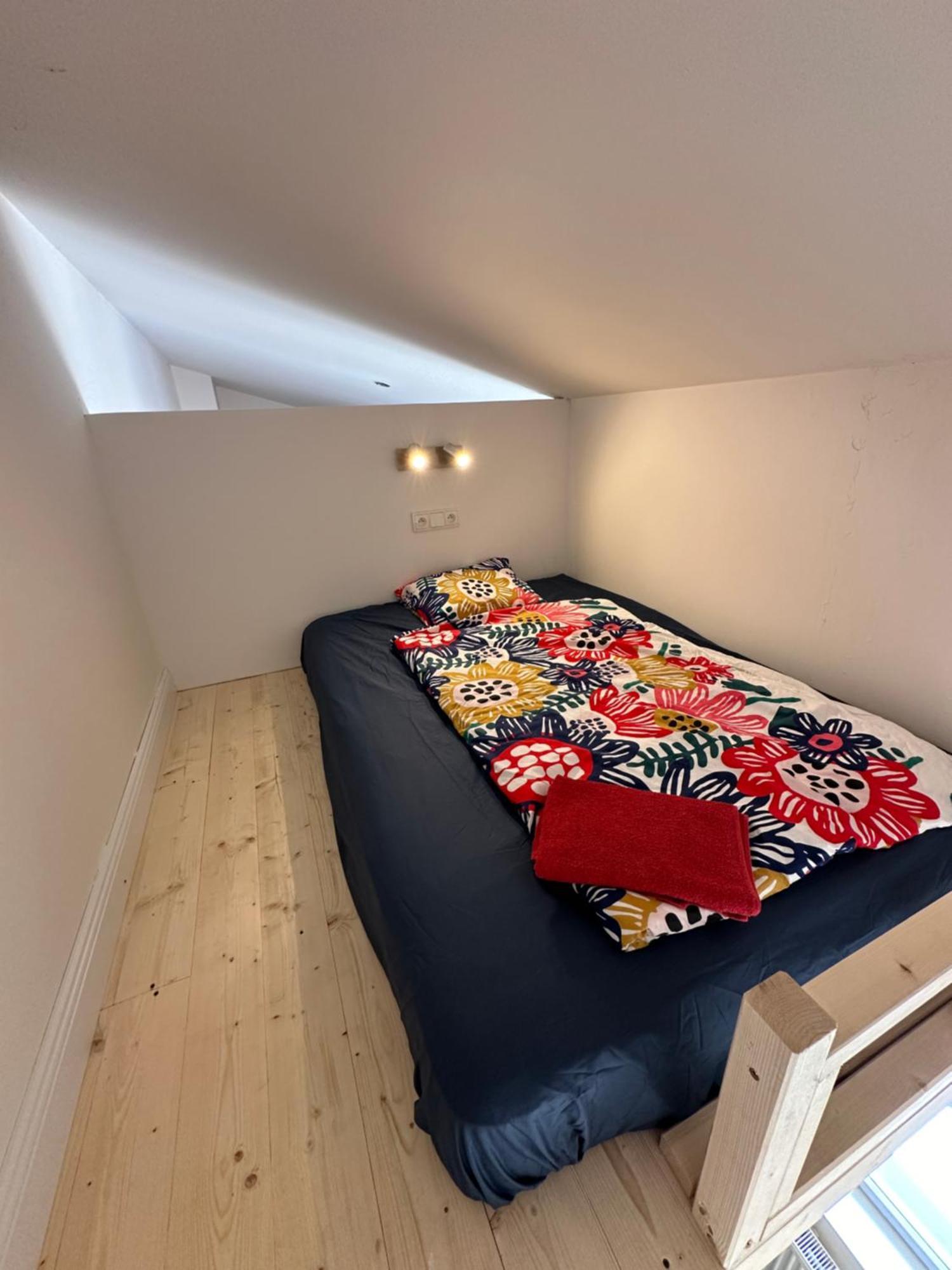 Spacious Karlin Lofty Lägenhet *