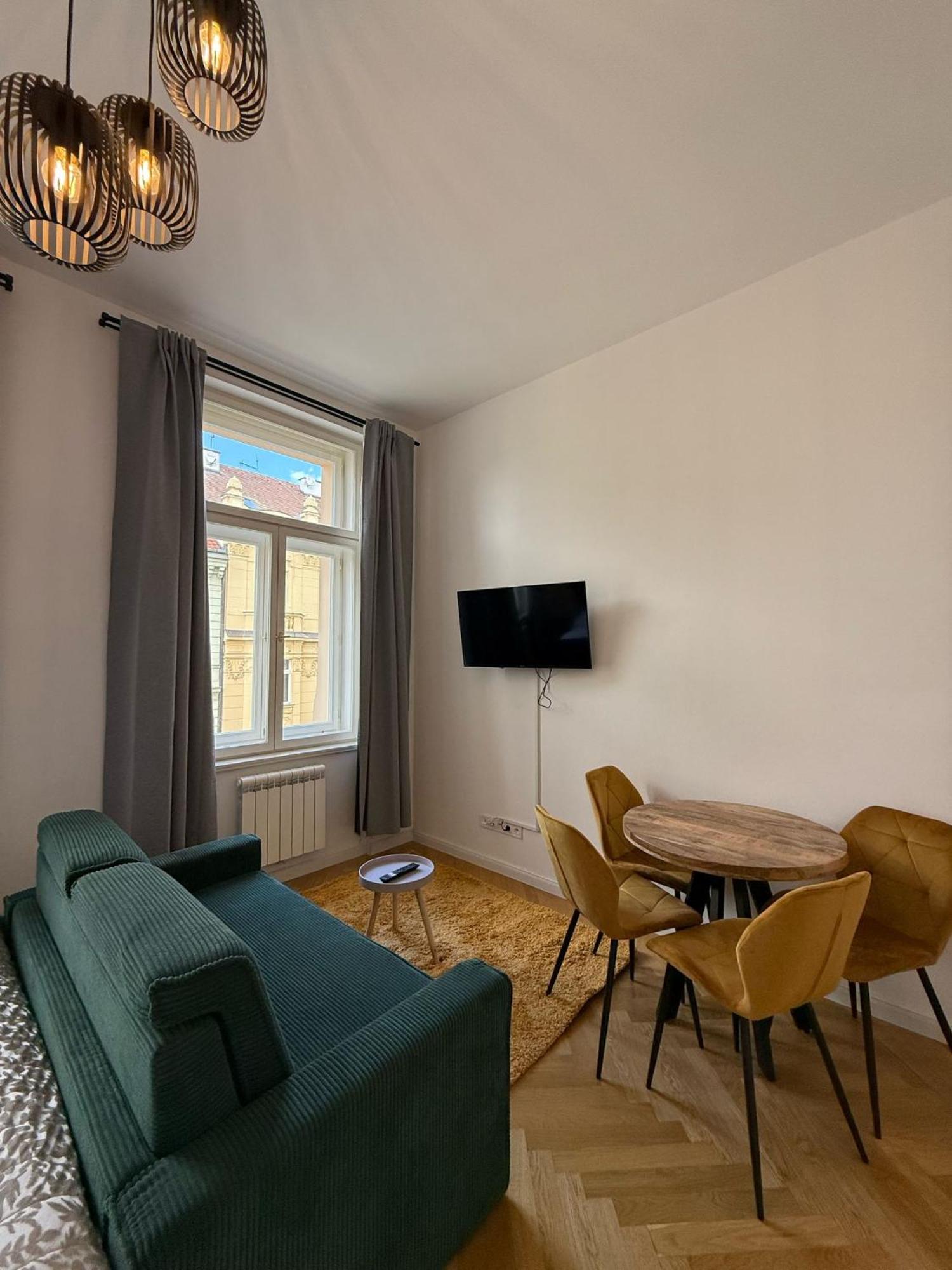 Rasinovo Nabrezi - Riverside Lejlighedshotel 4*