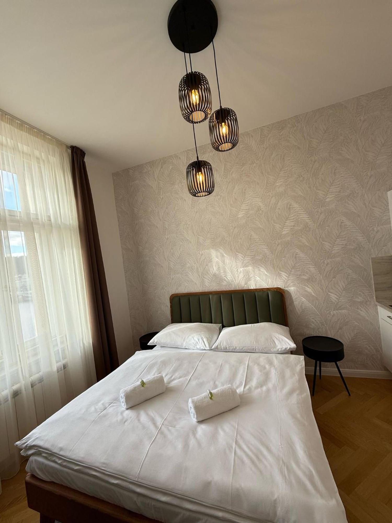 Lejlighedshotel Rasinovo Nabrezi - Riverside Prag