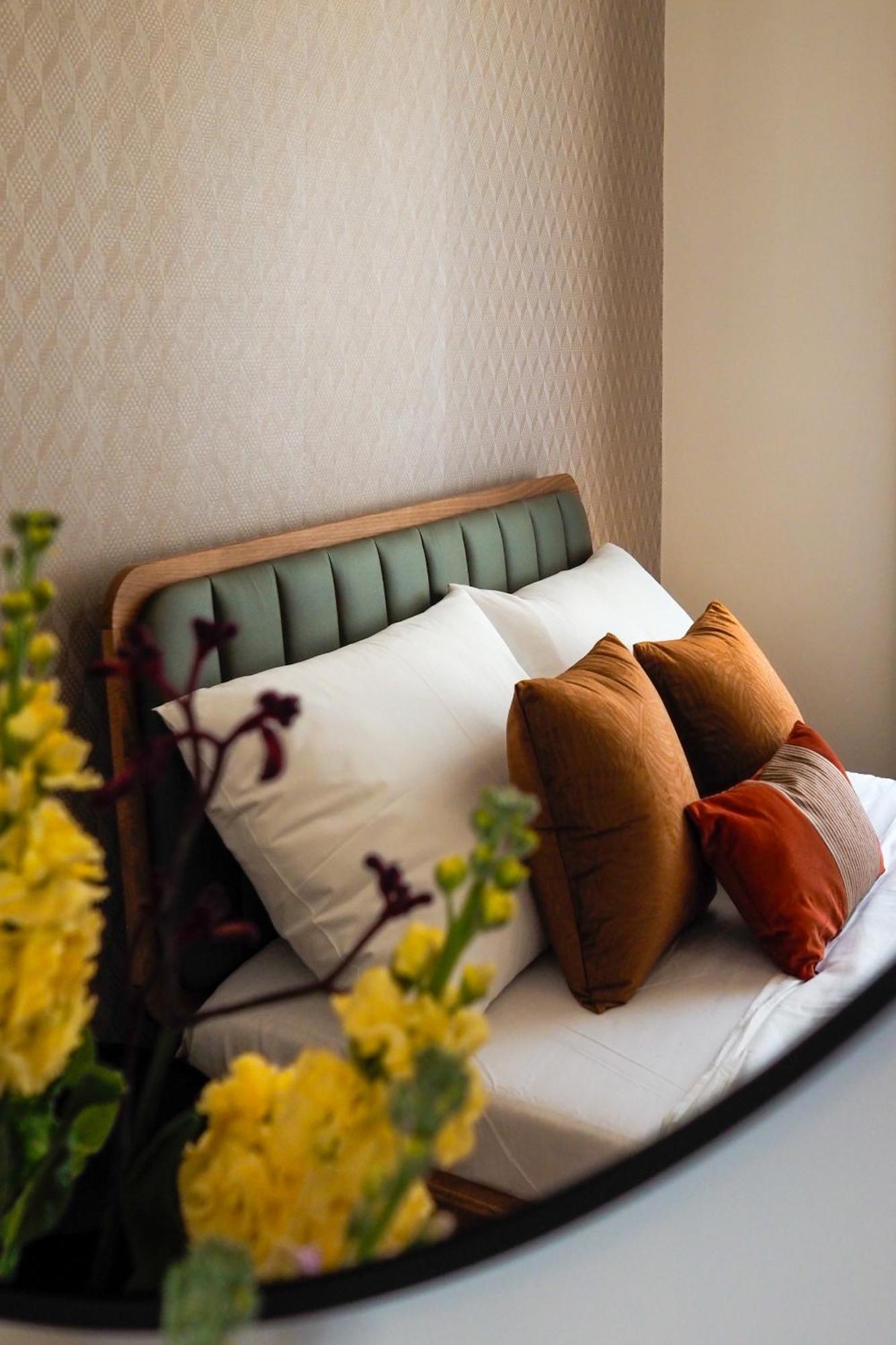Rasinovo Nabrezi - Riverside Lejlighedshotel Prag