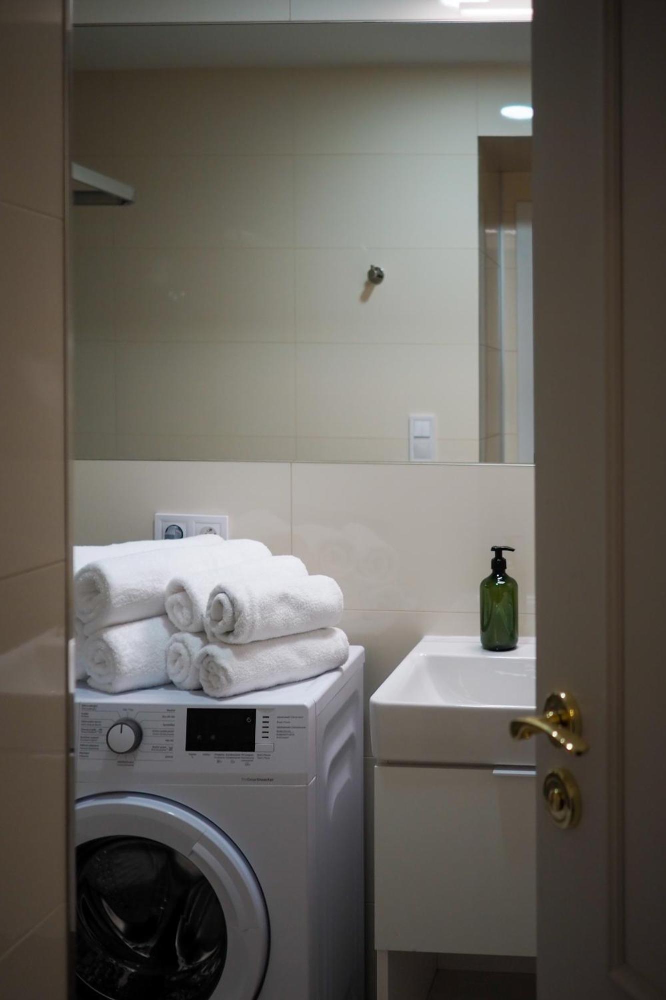 Rasinovo Nabrezi - Riverside 4*