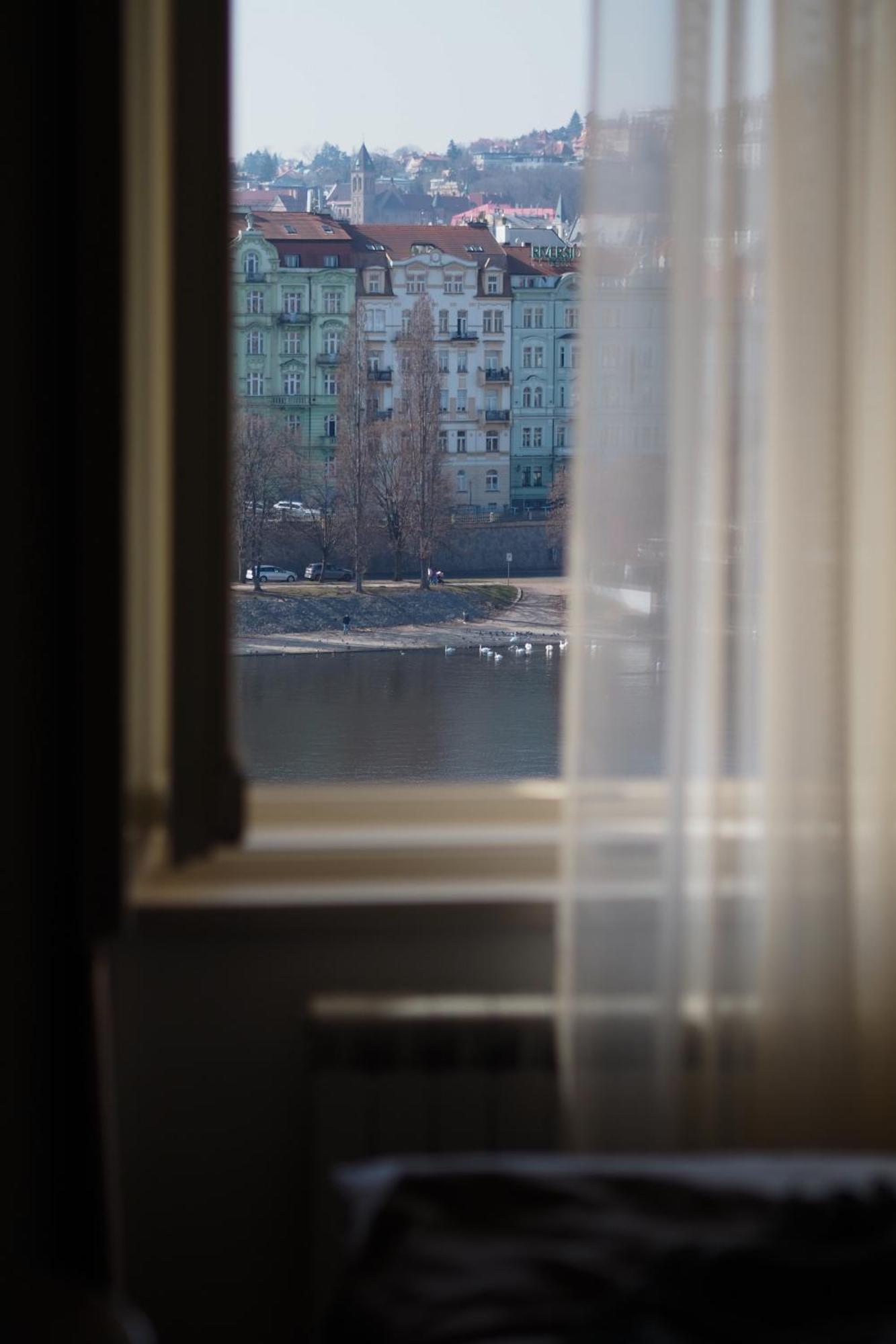 Rasinovo Nabrezi - Riverside Lejlighedshotel Prag